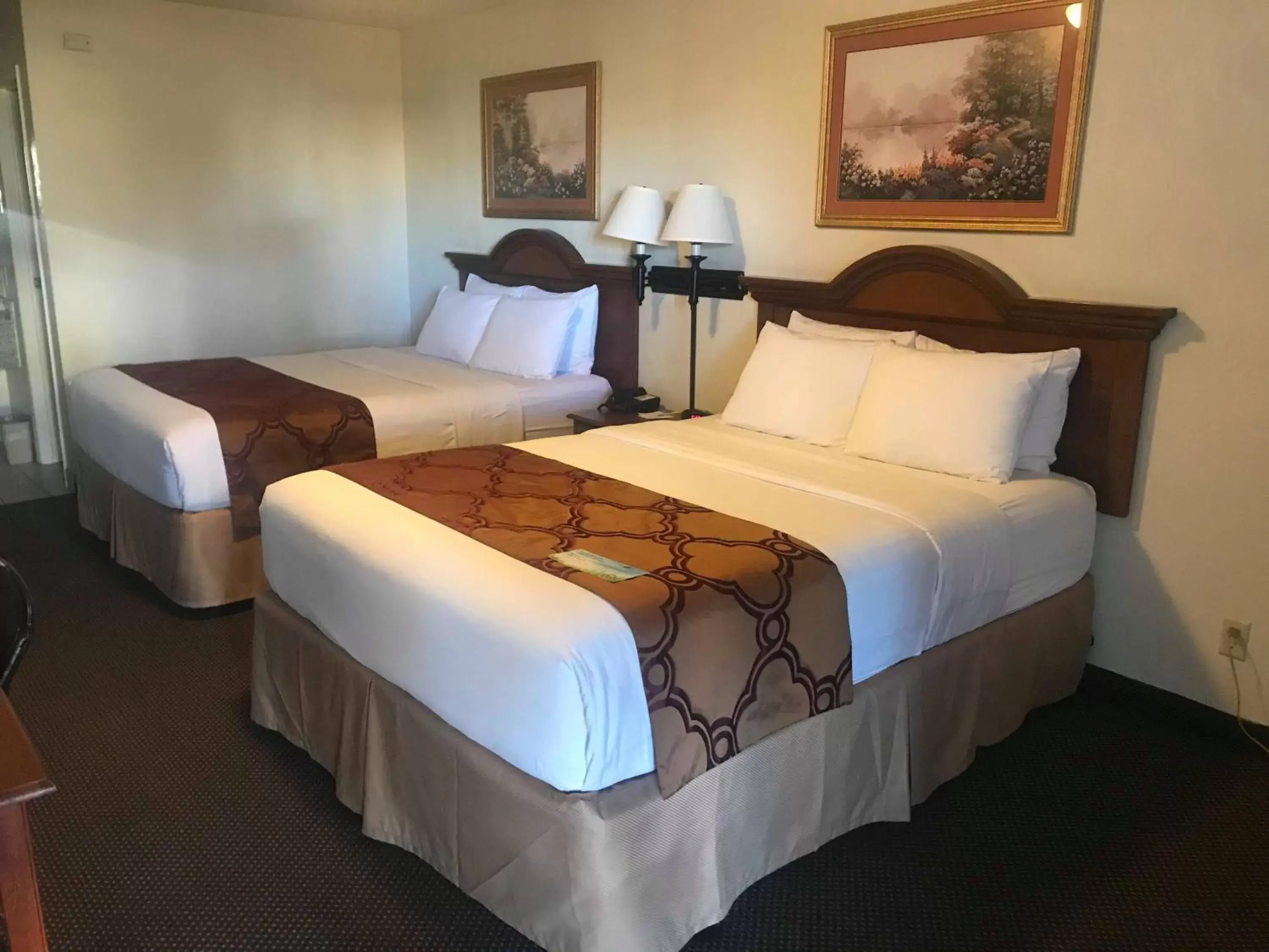 Photo of the whole room, Bed in Days Inn by Wyndham Abilene