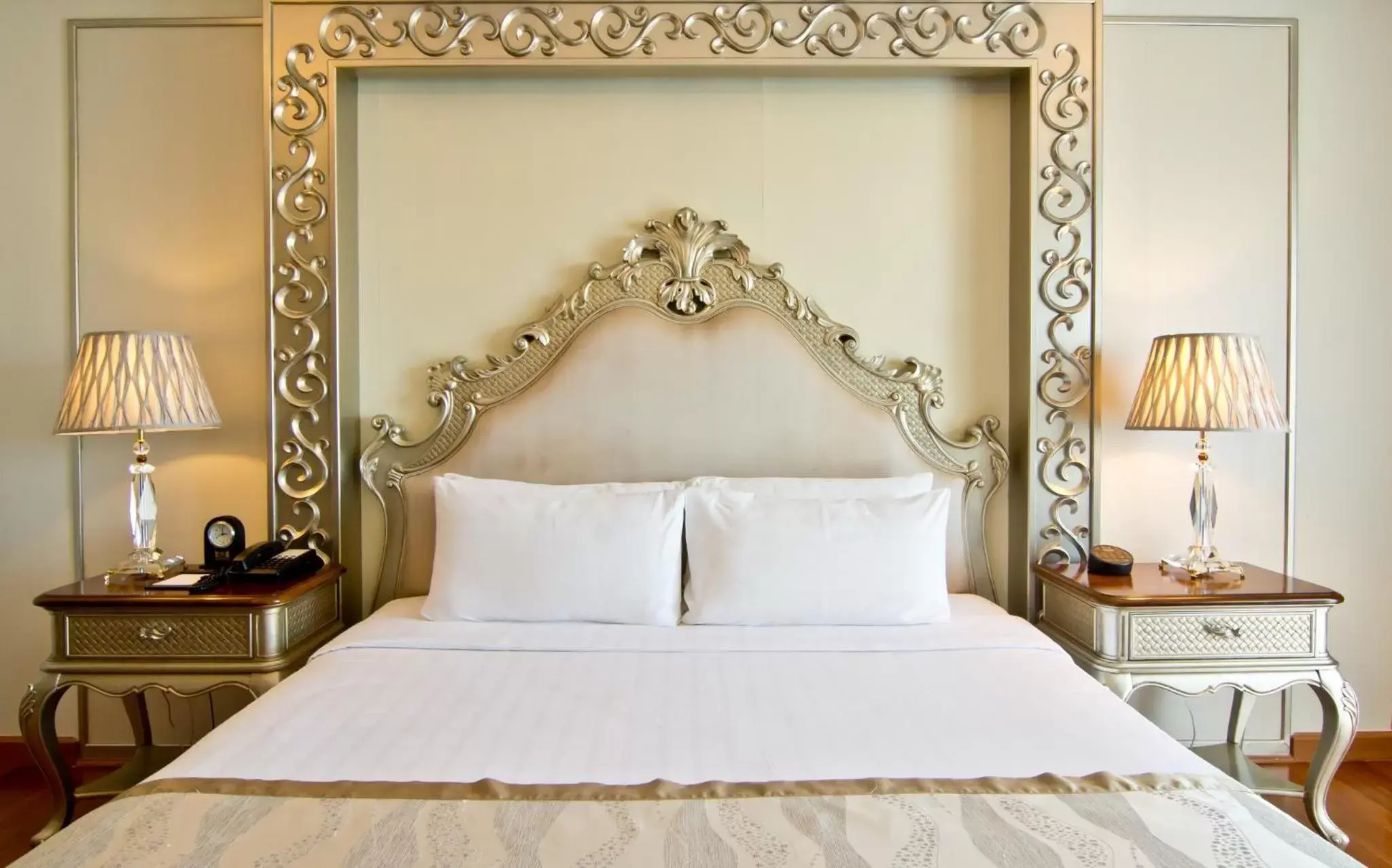 Bed in LK The Empress