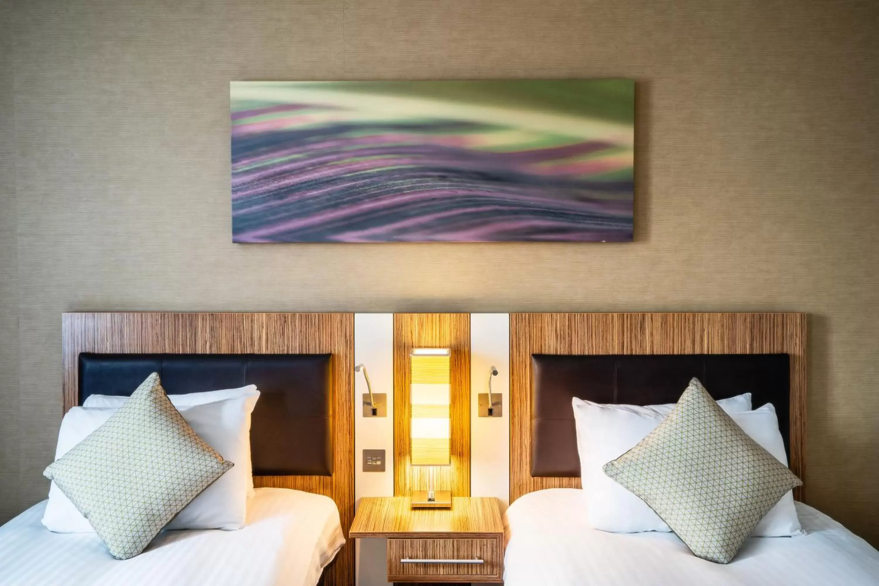 Bed in Holiday Inn Stevenage, an IHG Hotel