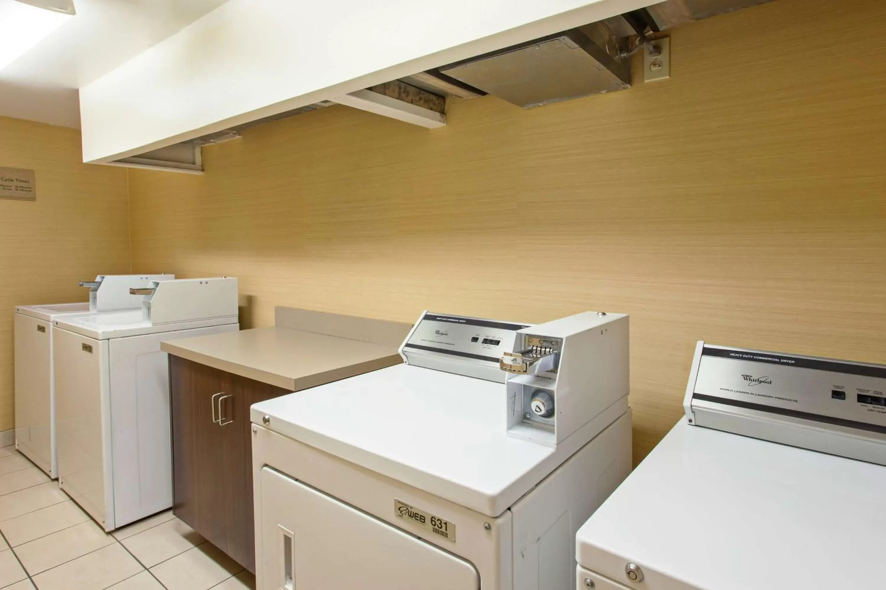 Property building, Kitchen/Kitchenette in Hilton Garden Inn Monterey