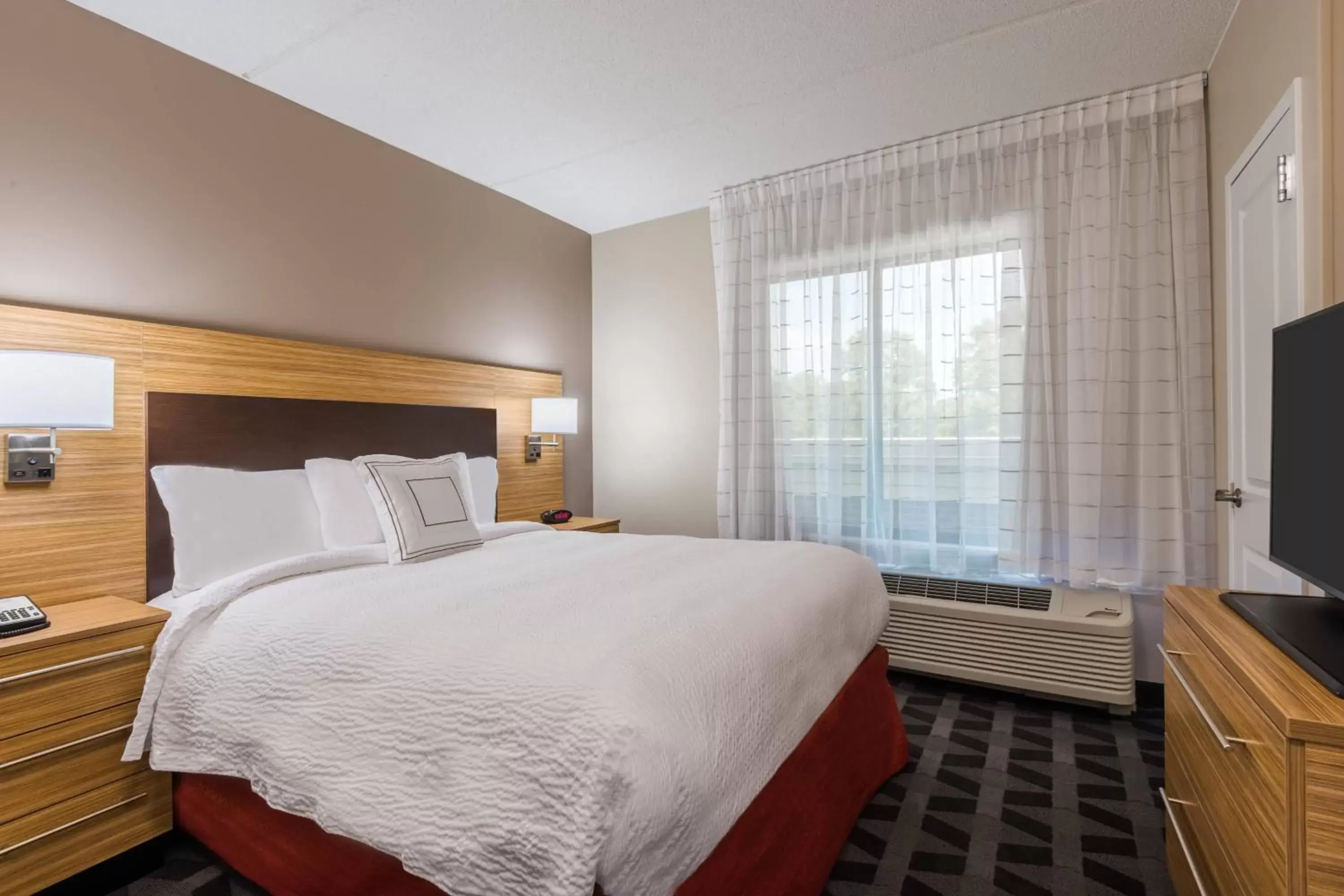 Bedroom, Bed in TownePlace Suites by Marriott Latham Albany Airport