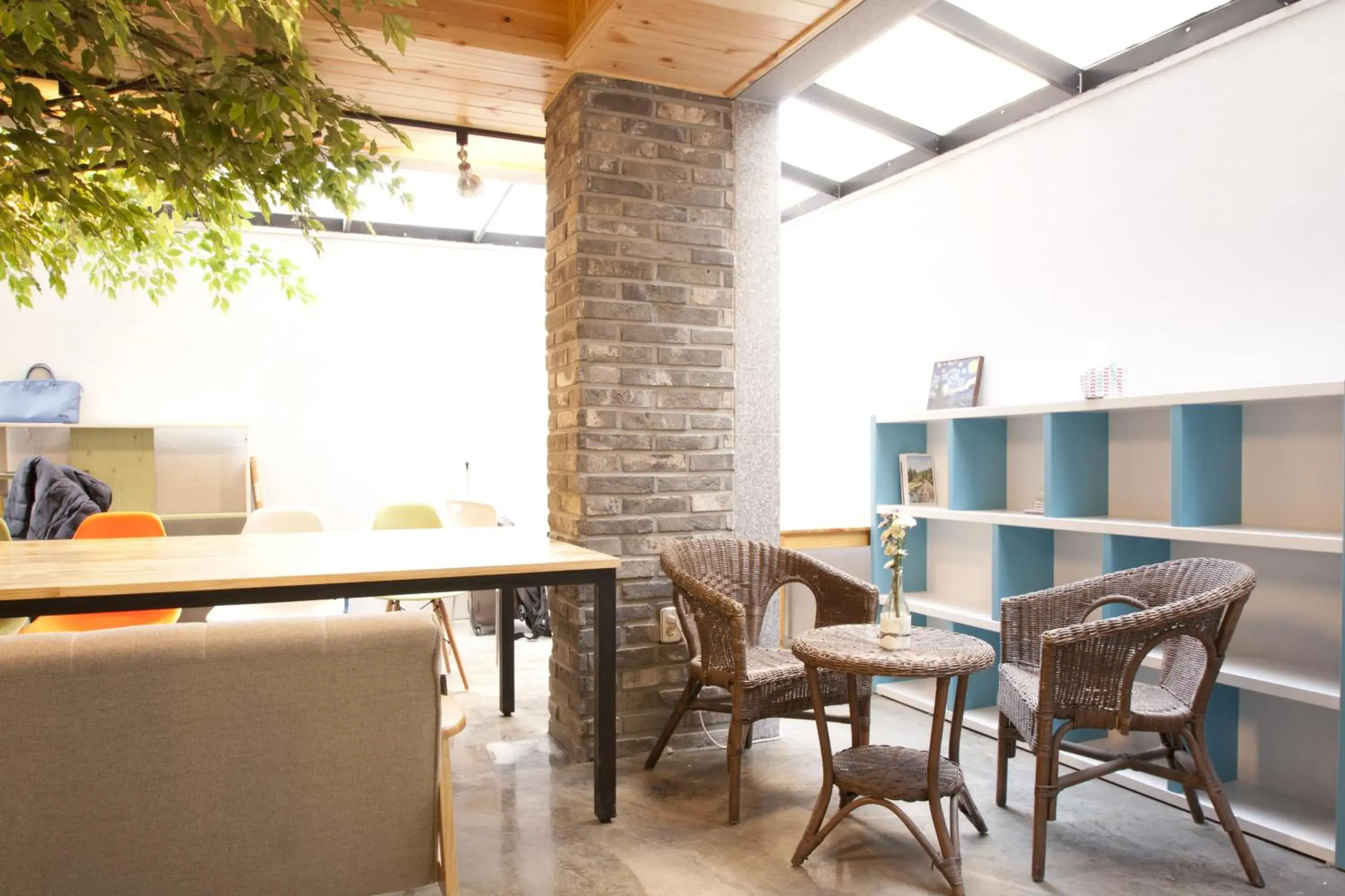 Kitchen or kitchenette, Dining Area in Twin Rabbit Guesthouse