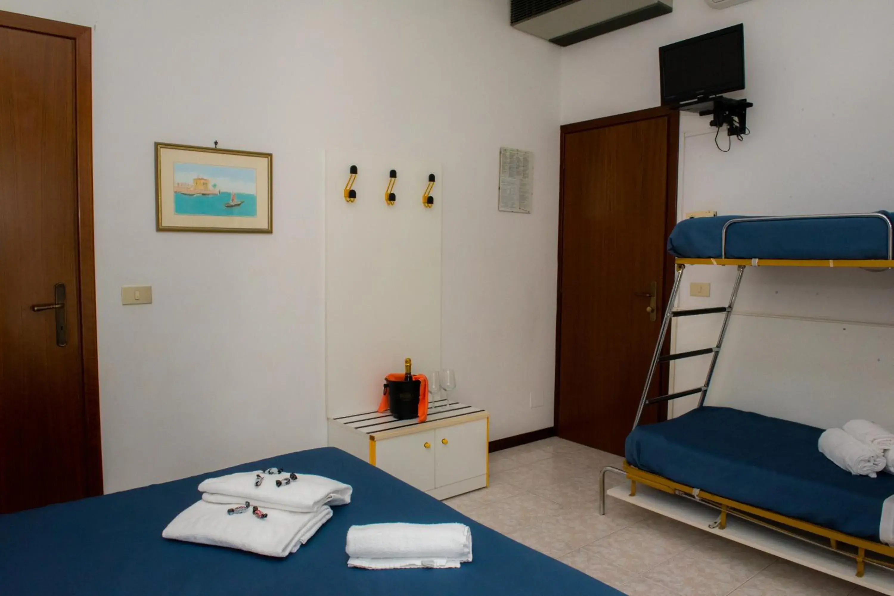 Bed in Hotel Malibran Bed in Hotel Malibran