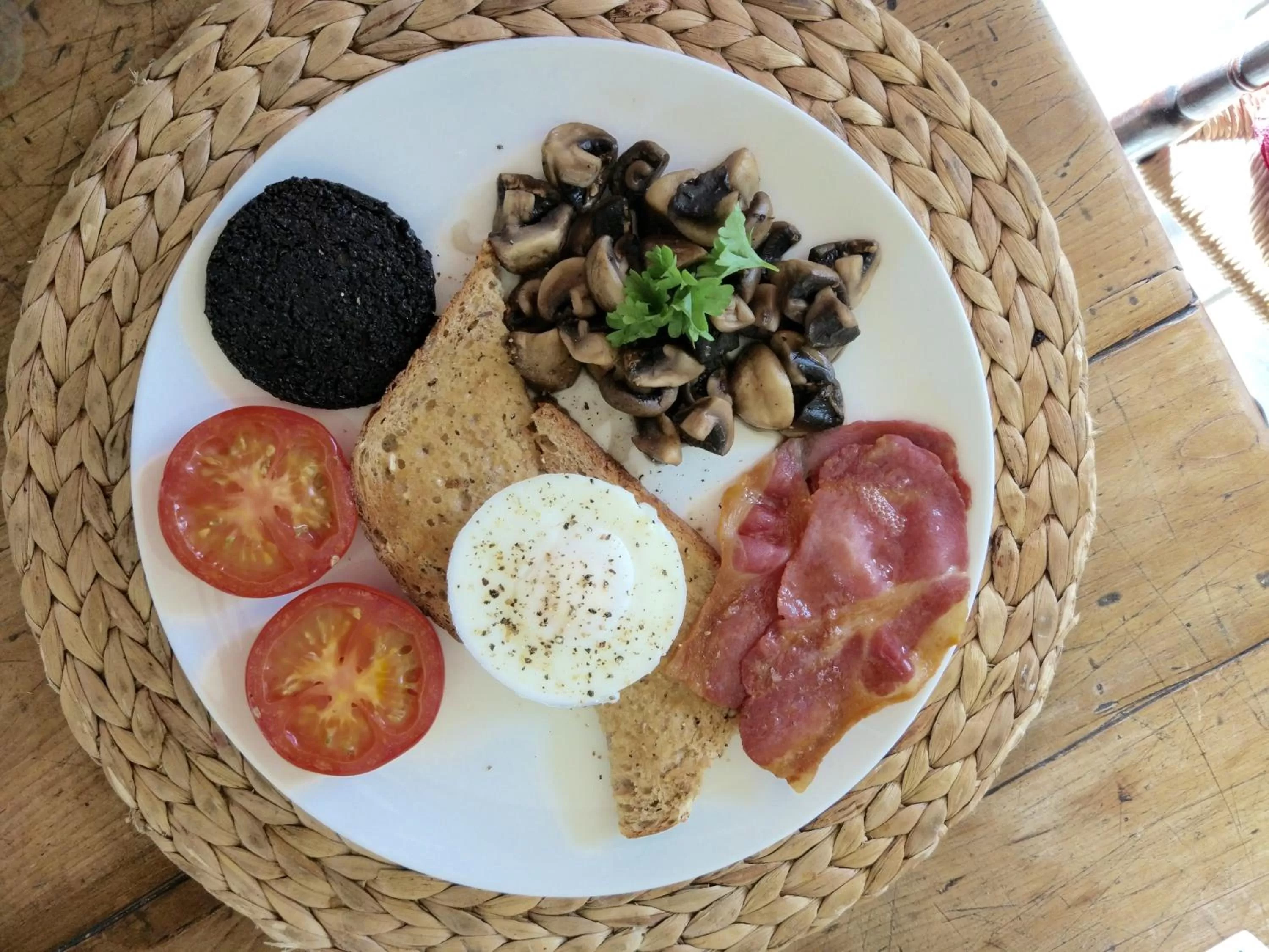 Food and drinks, Food in Bowden House B&B