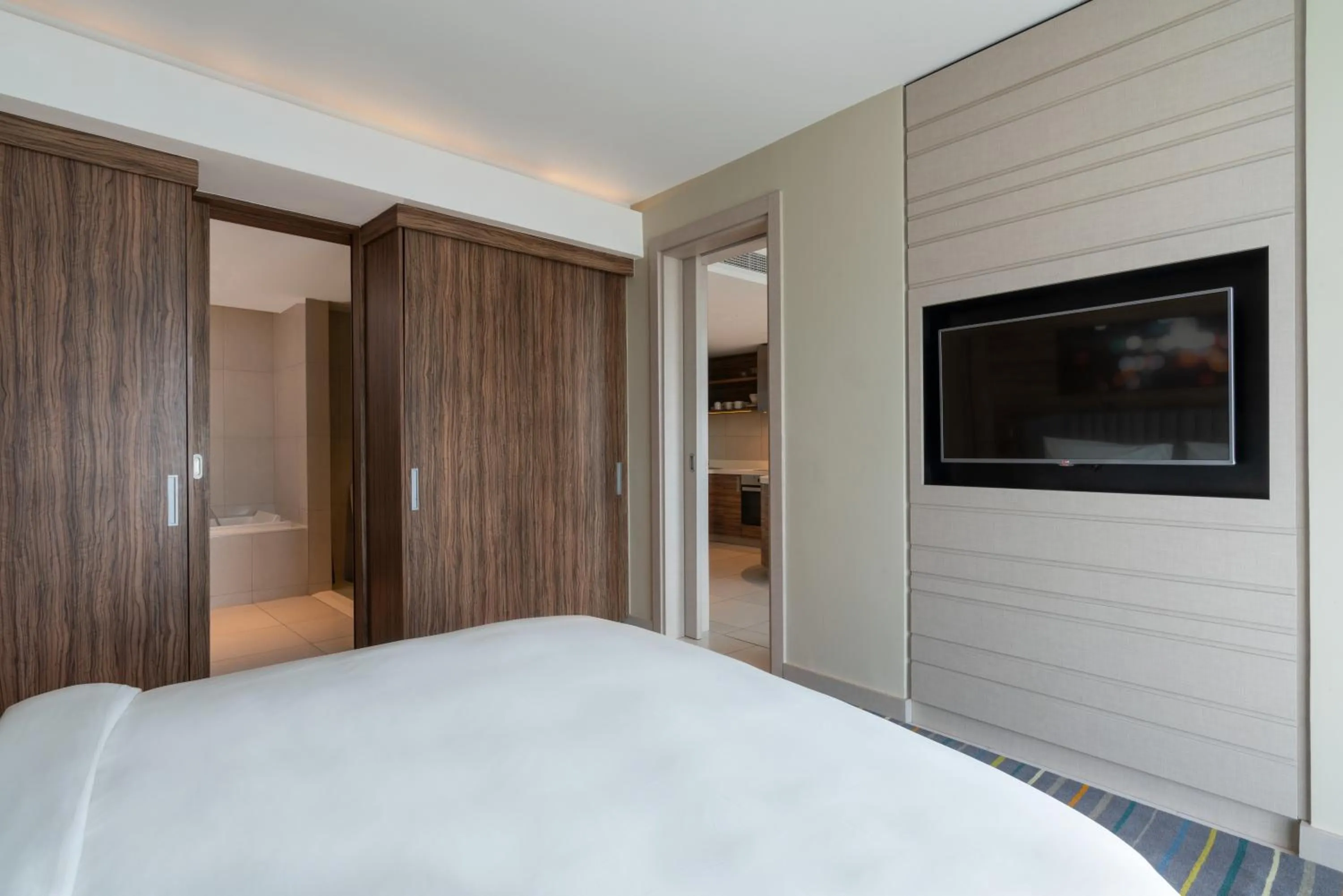 TV and multimedia, Bed in Radisson Blu Hotel & Residence Maputo