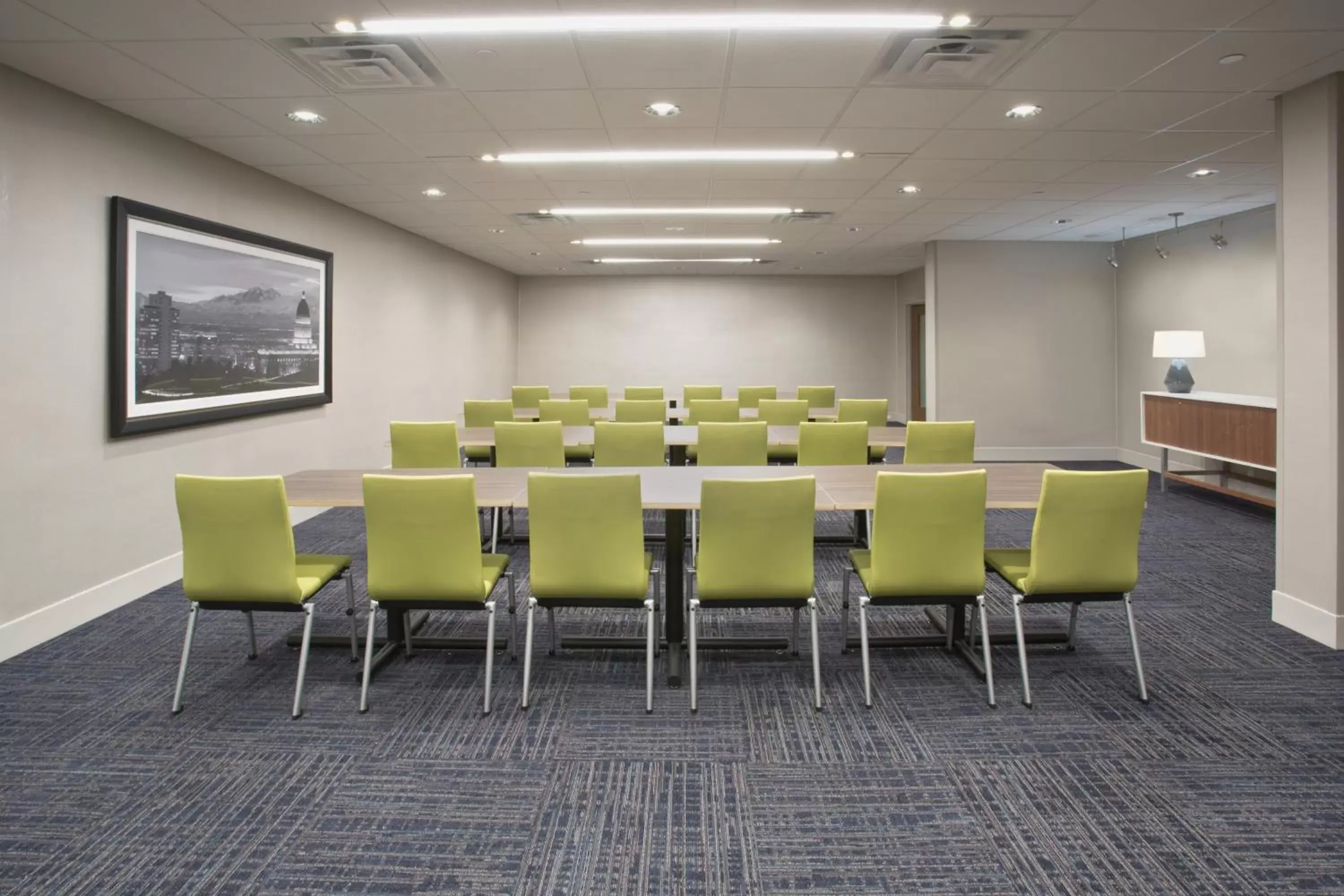 Meeting/conference room in Holiday Inn Express & Suites - Calgary Airport Trail NE, an IHG Hotel