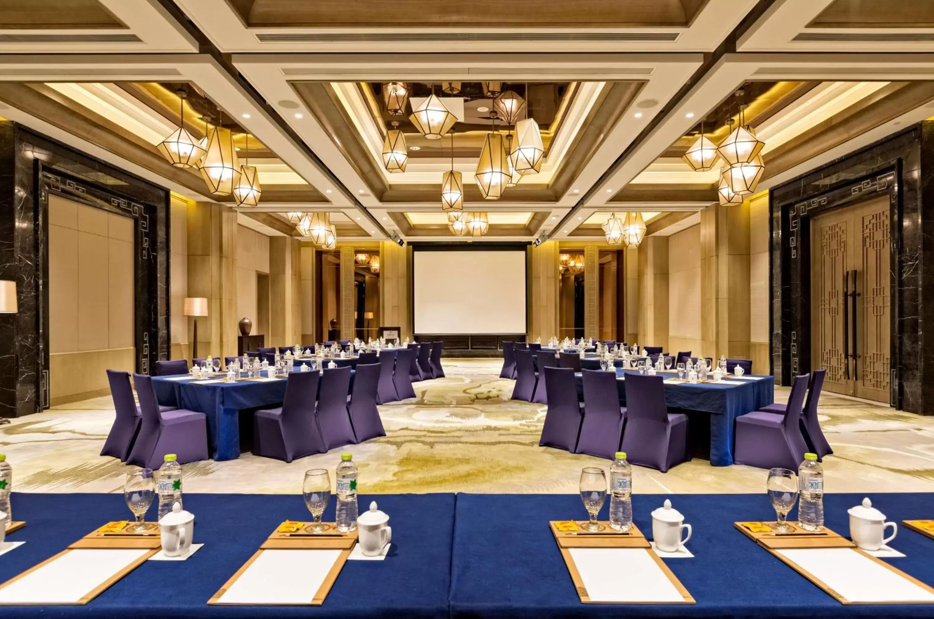 Meeting/conference room in Hilton Dali Resort & Spa