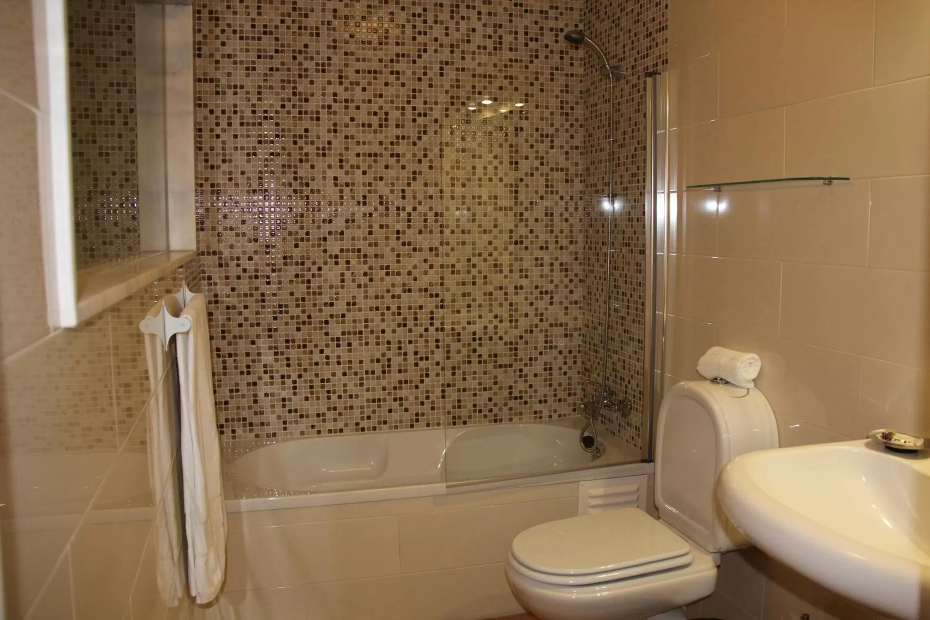 Bathroom in Casa Morgados - Grândola Guesthouse