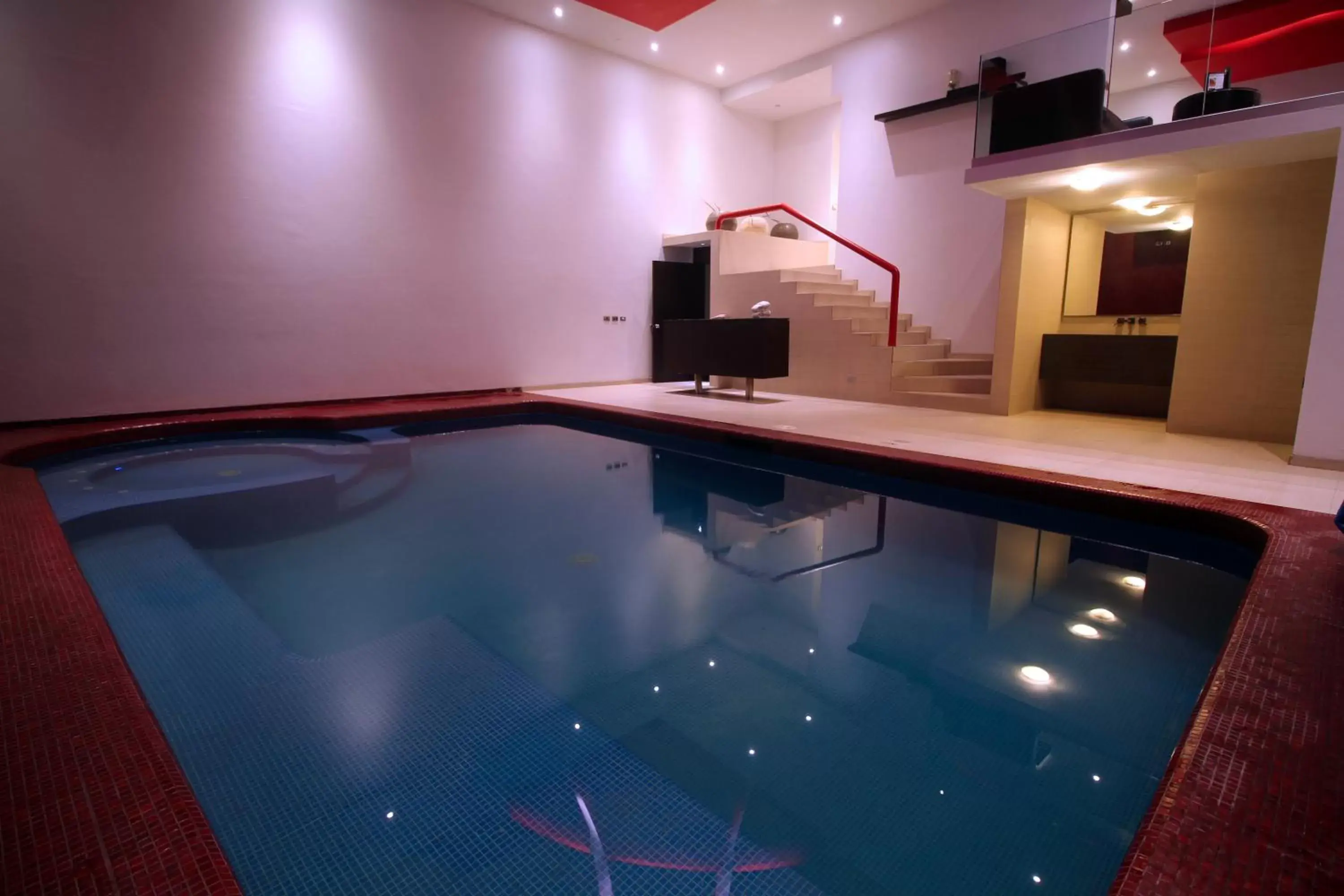 Swimming Pool in Motel Via