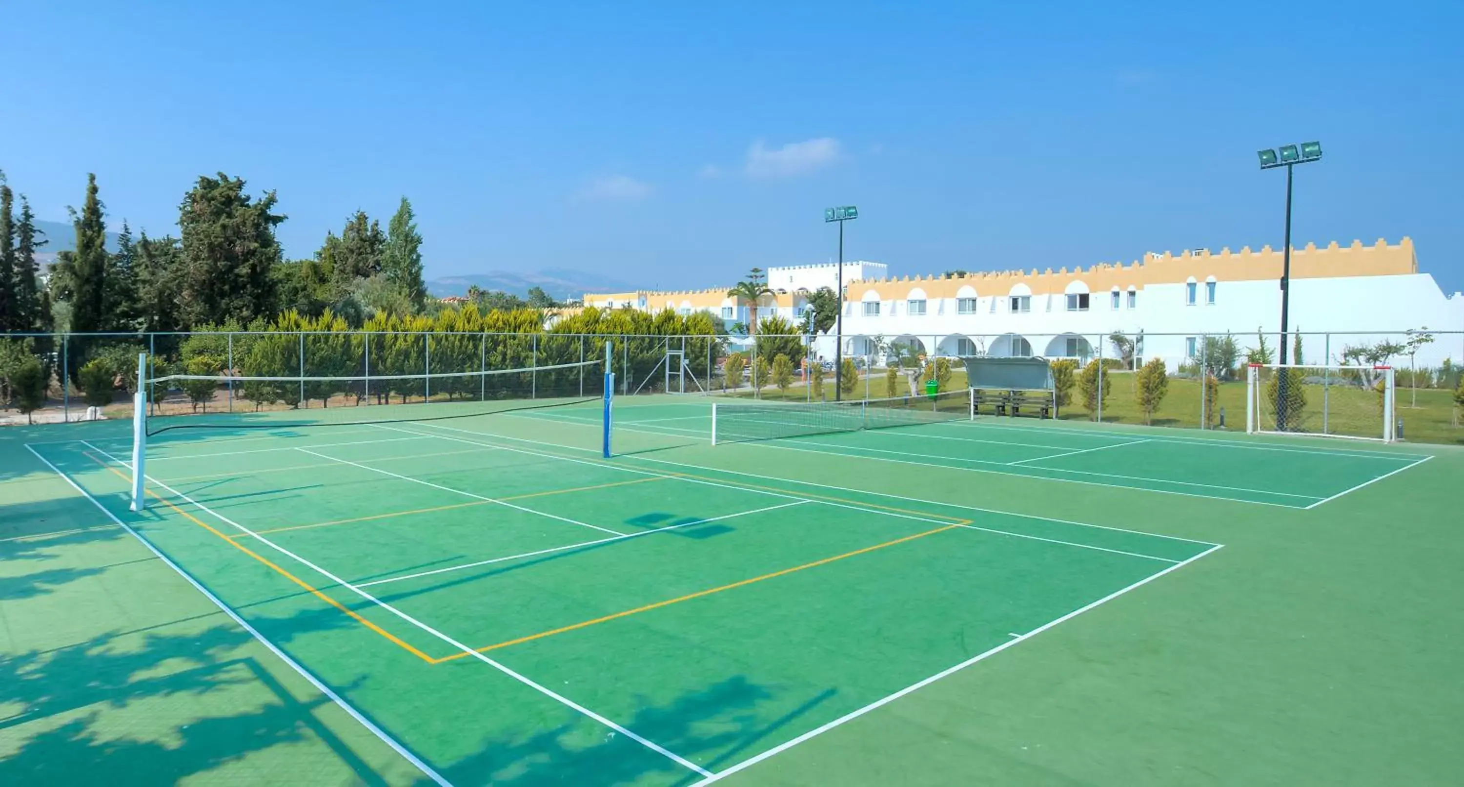 Tennis court, Tennis/Squash in Platanista Hotel