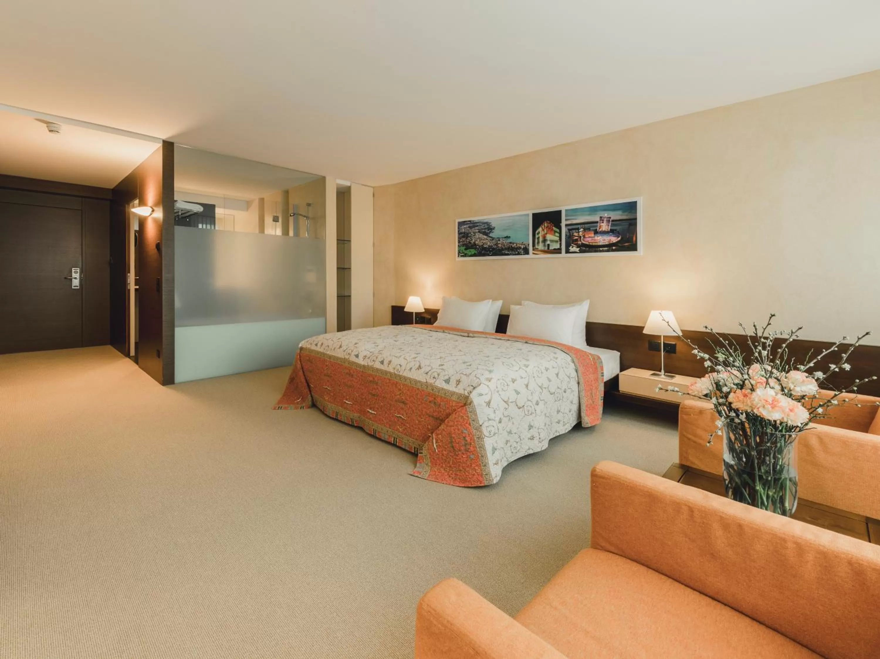 Bed in Residence Hotel