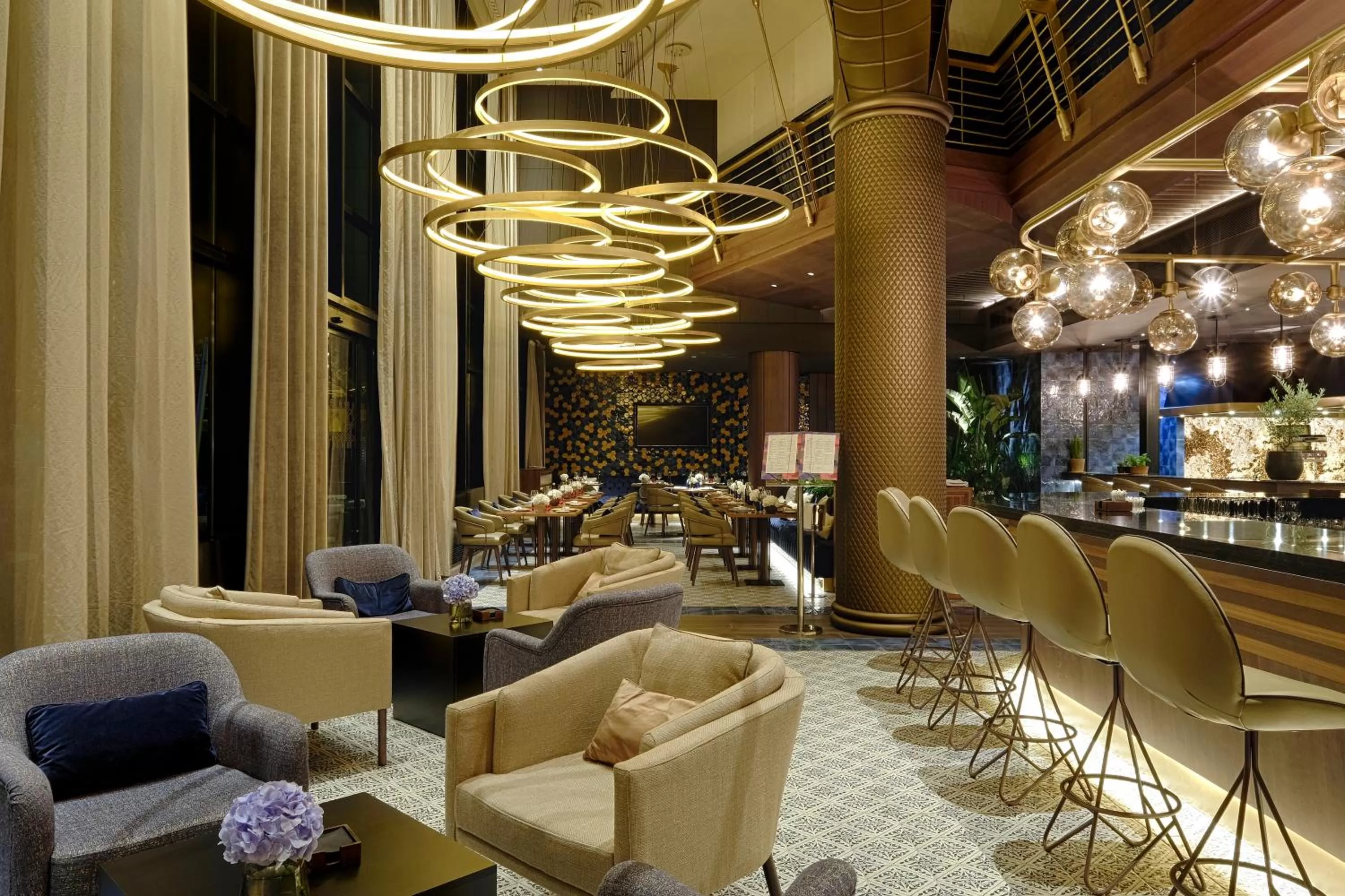 Lounge or bar in Sofitel Barcelona Skipper