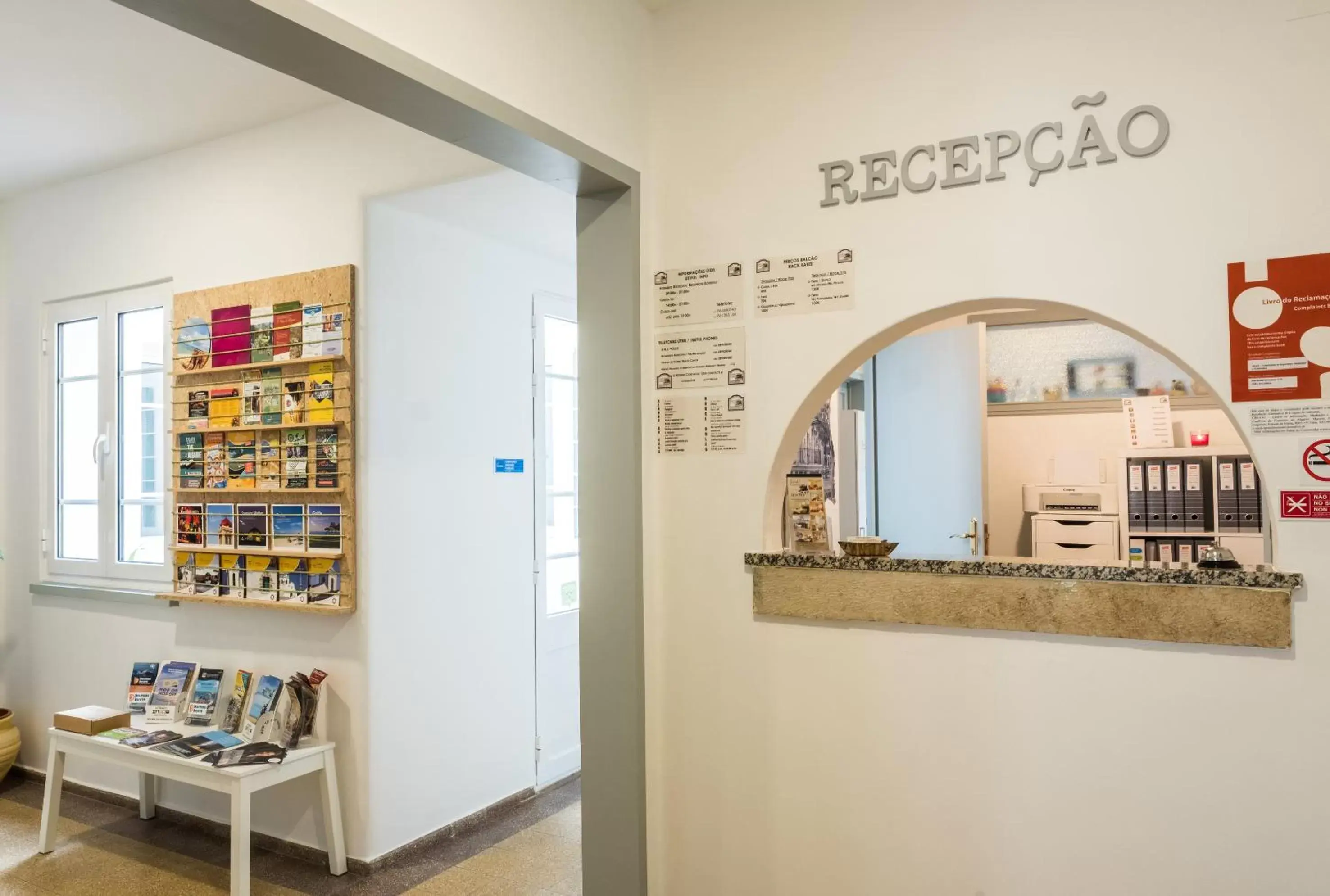 Lobby or reception in Loulé Coreto Guesthouse