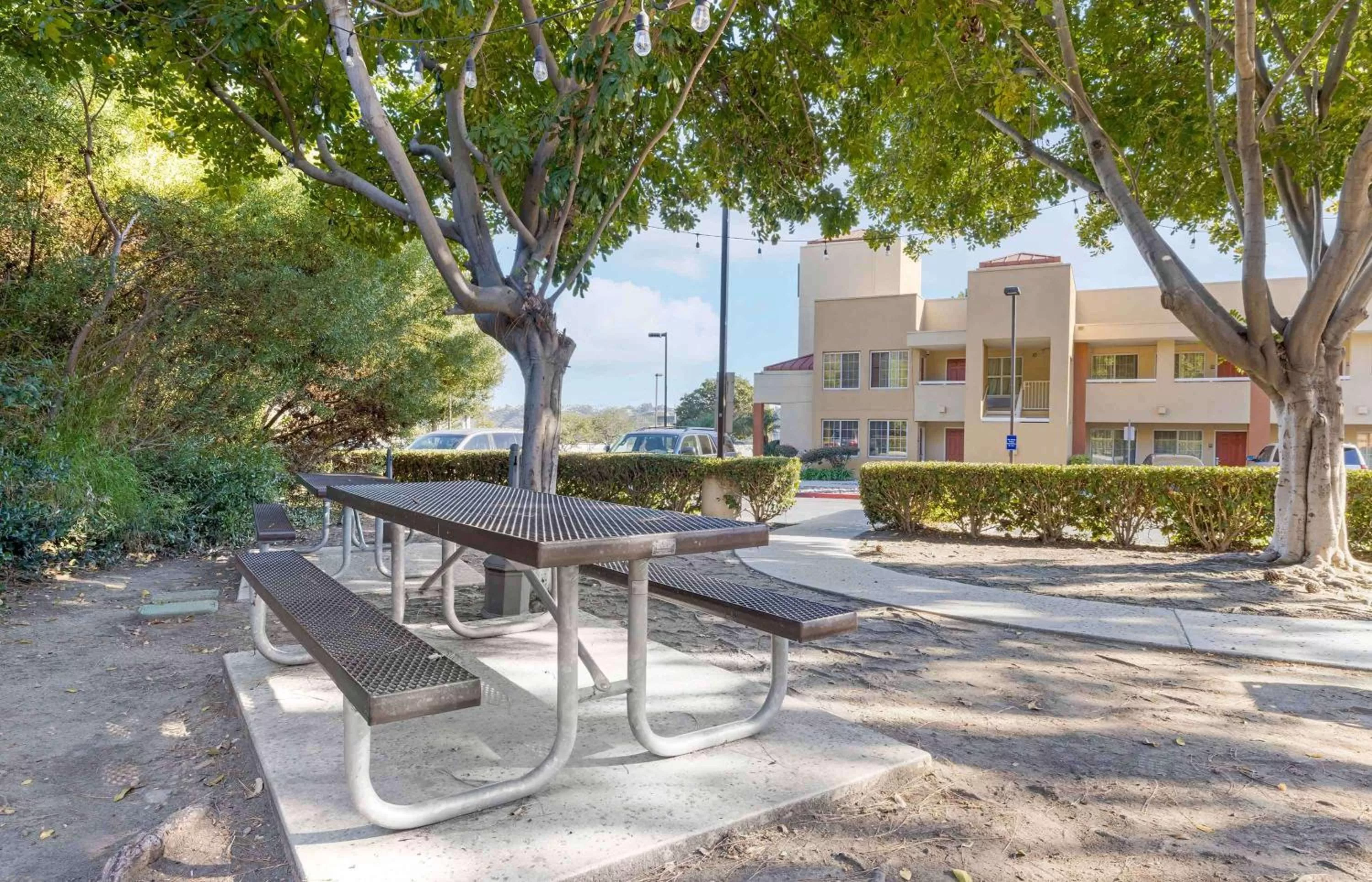 Property building in Extended Stay America Suites - San Diego - Fashion Valley