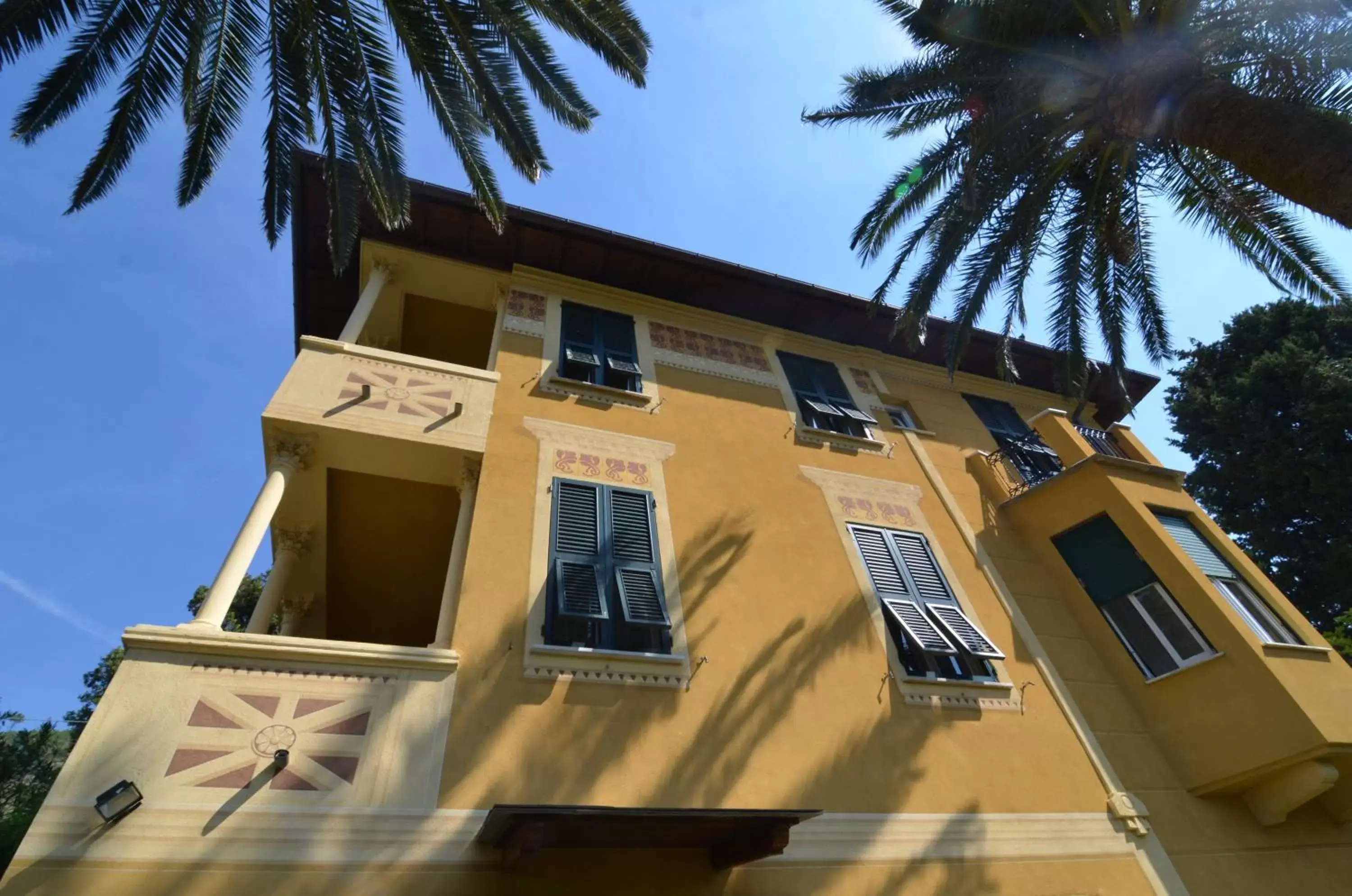Facade/entrance, Property Building in Villa Margherita