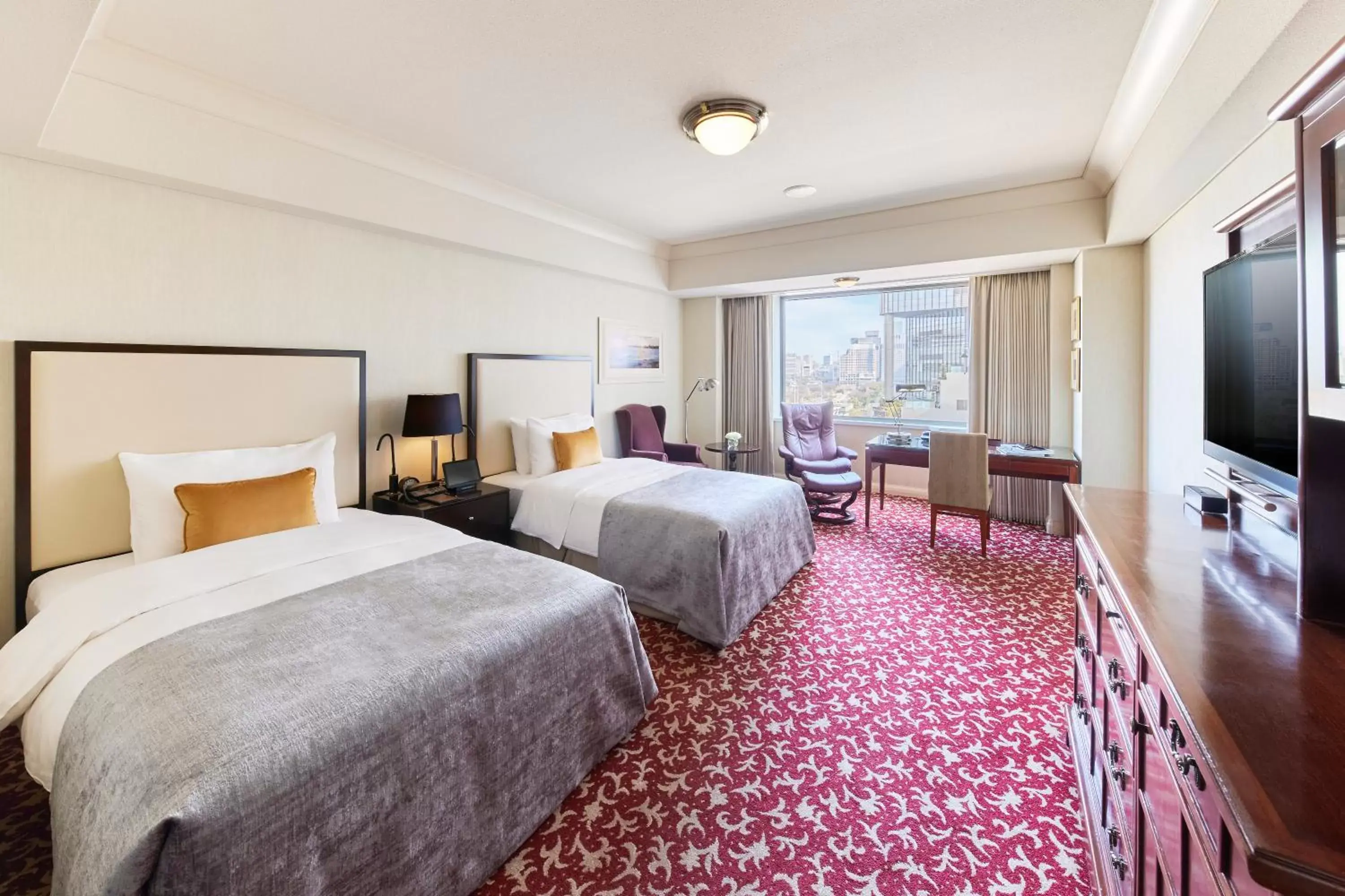 Photo of the whole room, Bed in Imperial Hotel Tokyo Photo of the whole room, Bed in Imperial Hotel Tokyo