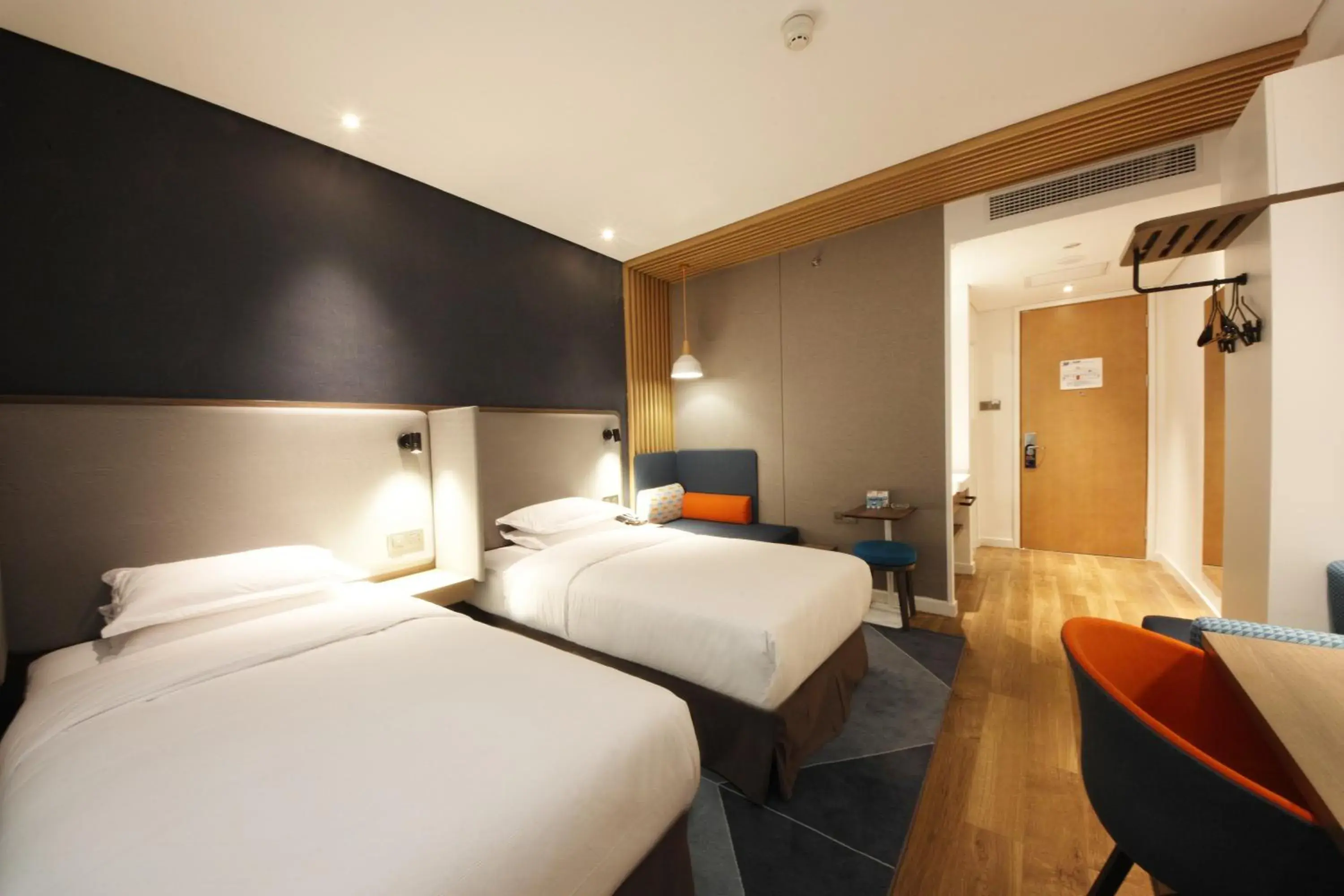 Bedroom, Bed in Holiday Inn Express Hefei Shushan by IHG Bedroom, Bed in Holiday Inn Express Hefei Shushan by IHG