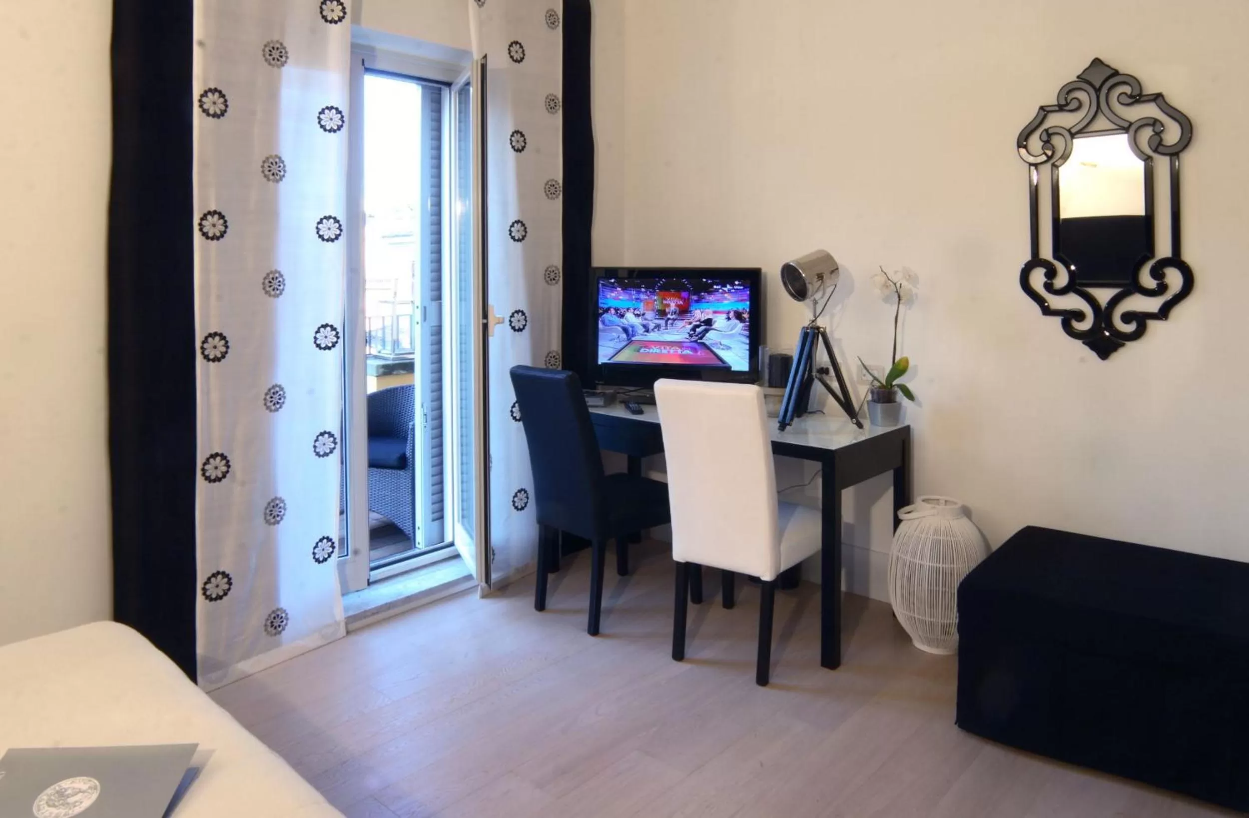 Decorative detail in Hotel Adriano