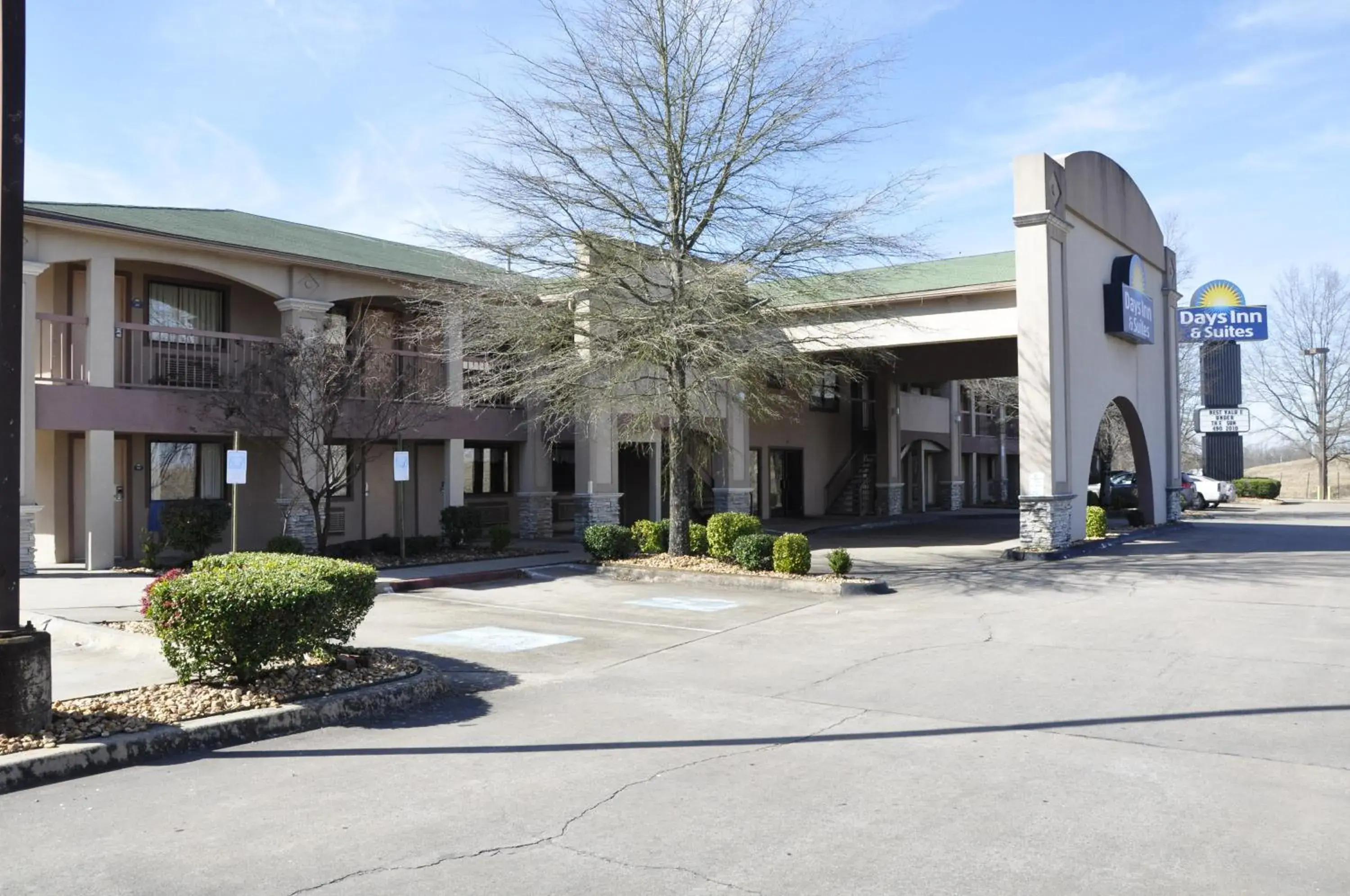 Facade/entrance, Property Building in Motel 6-Little Rock, AR - Airport