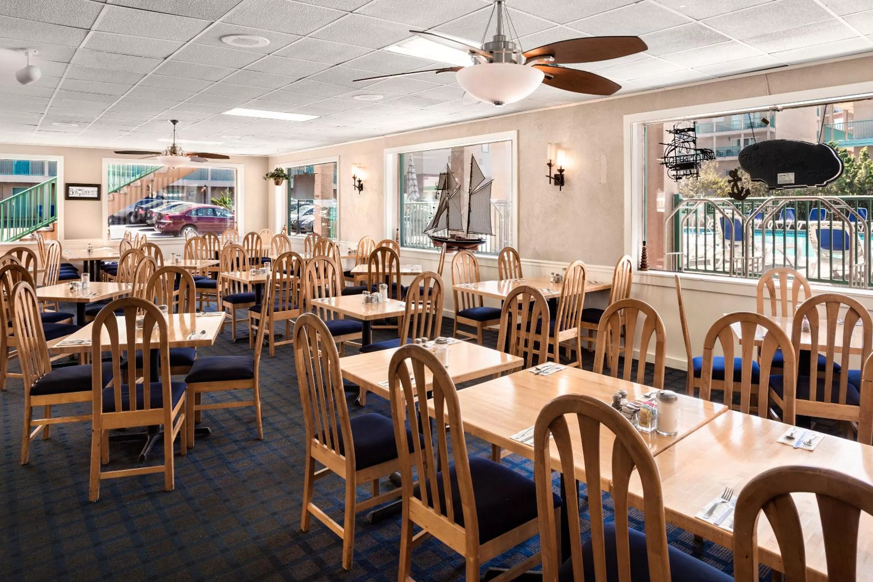 Restaurant/places to eat in Days Inn by Wyndham Ocean City Oceanfront