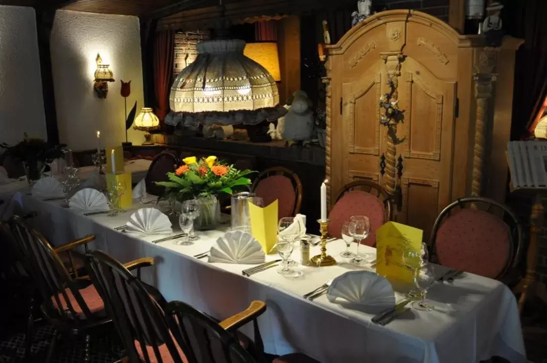 Restaurant/places to eat in Hotel & Restaurant Bei Hölzchen Restaurant/places to eat in Hotel & Restaurant Bei Hölzchen