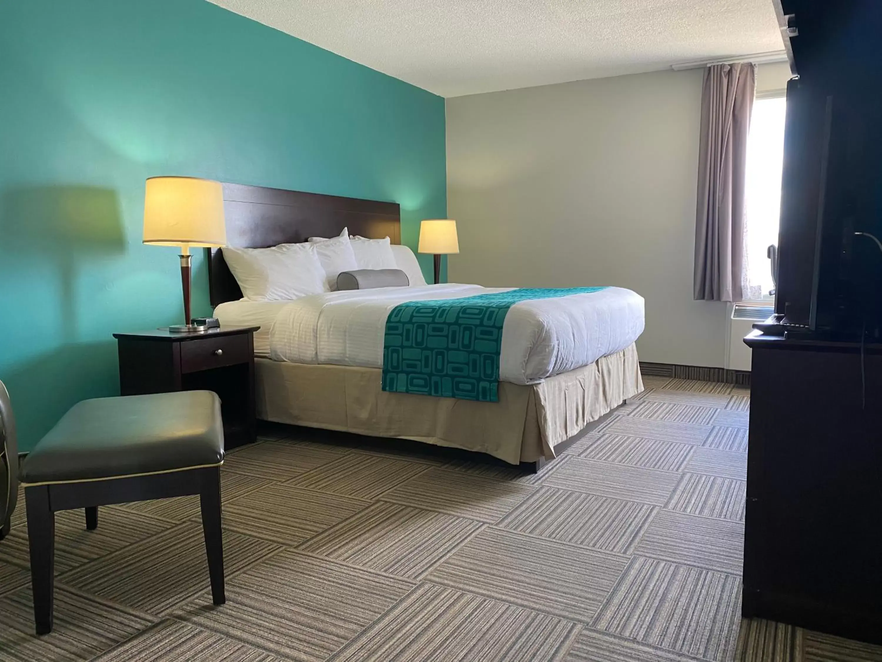 Bed in Travelodge by Wyndham Miramichi New Brunswick