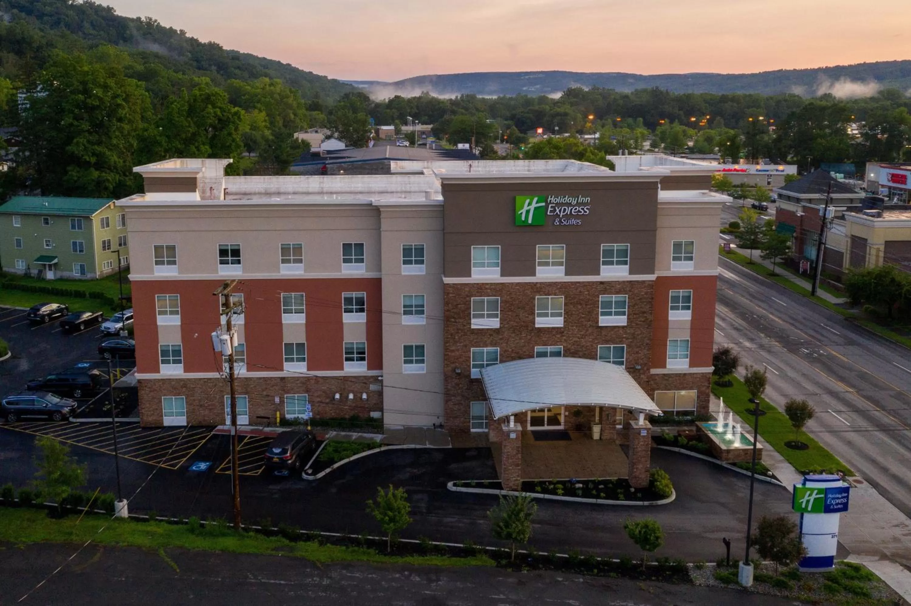 Property building in Holiday Inn Express & Suites Ithaca by IHG