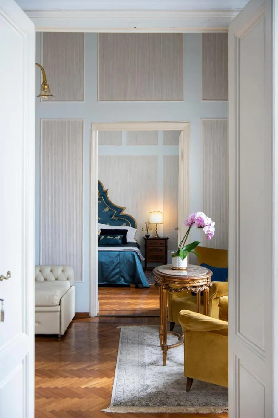 Living room, Bed in Hotel Principe