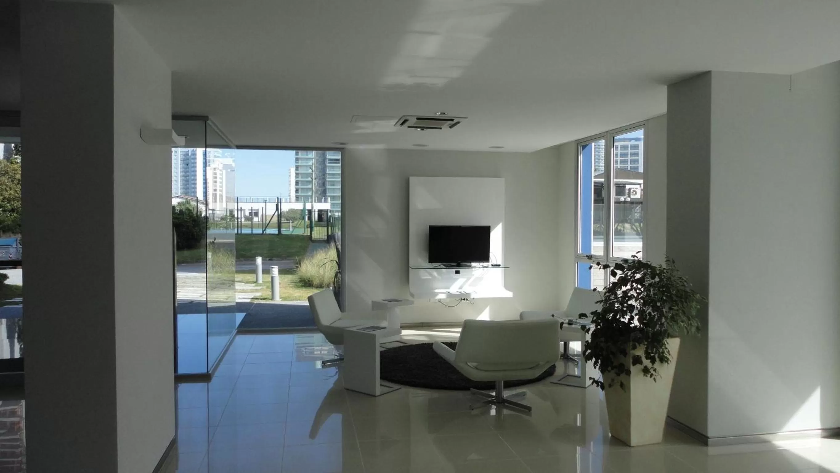 Lobby or reception in Arenas del mar