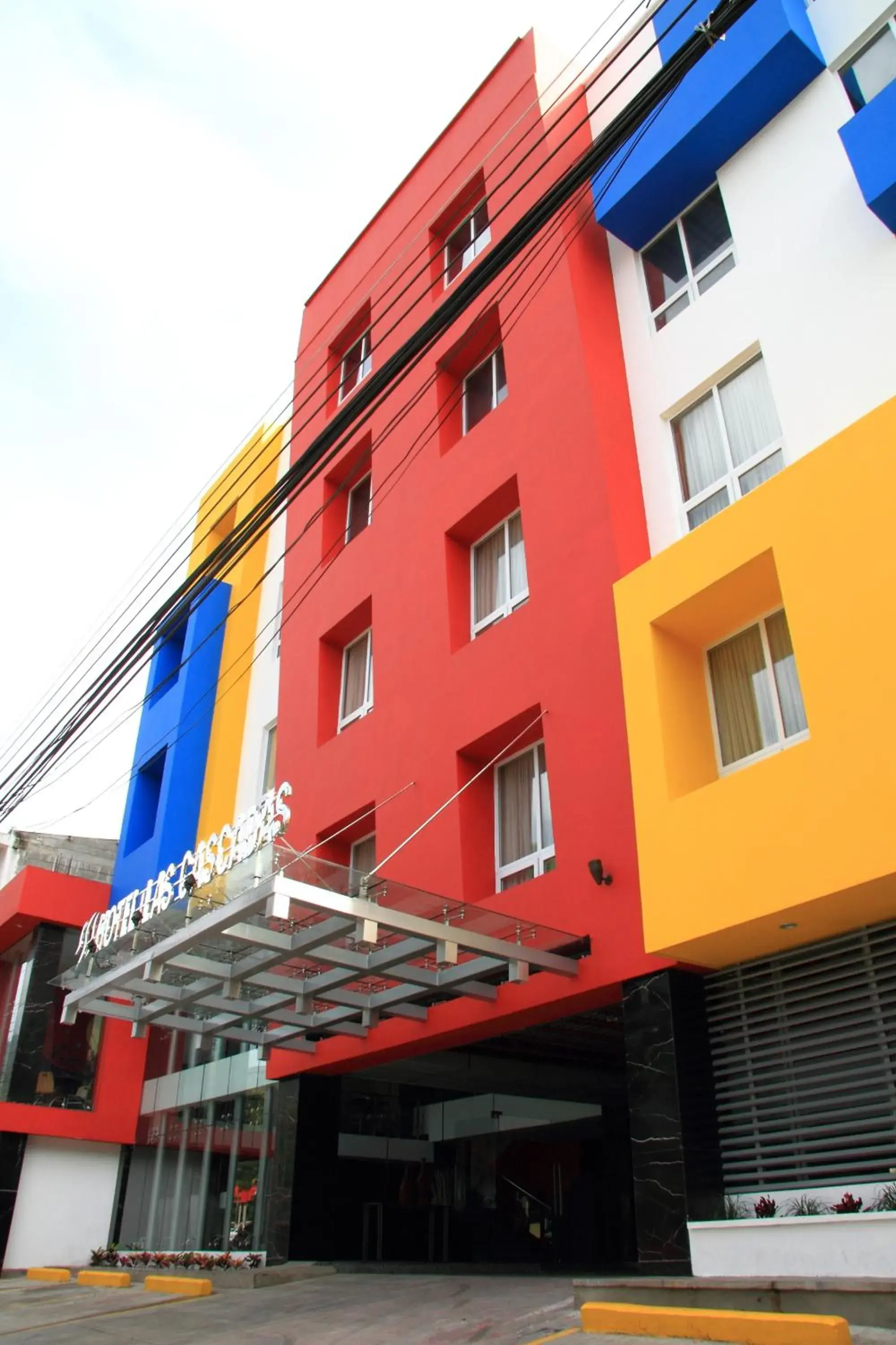 Facade/entrance, Property Building in Hotel Las Cascadas