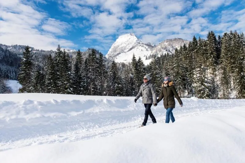 Classic Rooms by Crystal