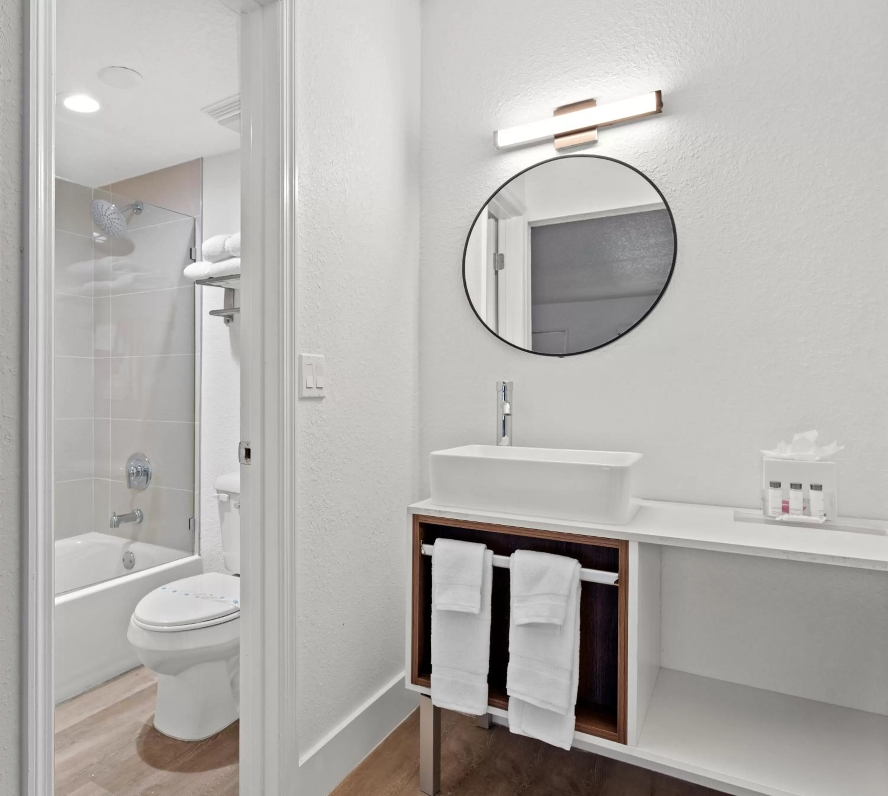 Bathroom in Baymont by Wyndham Jacksonville Airport