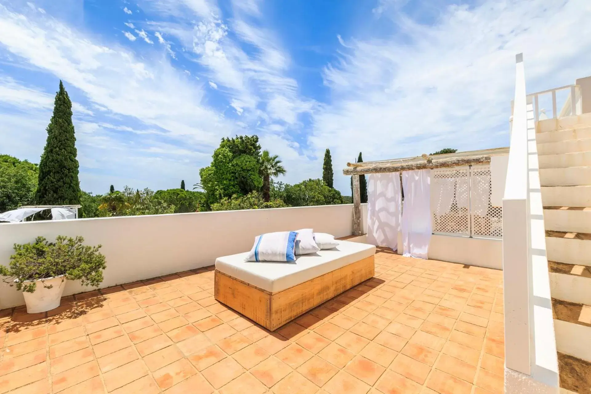 Patio, Balcony/Terrace in Octant Vila Monte