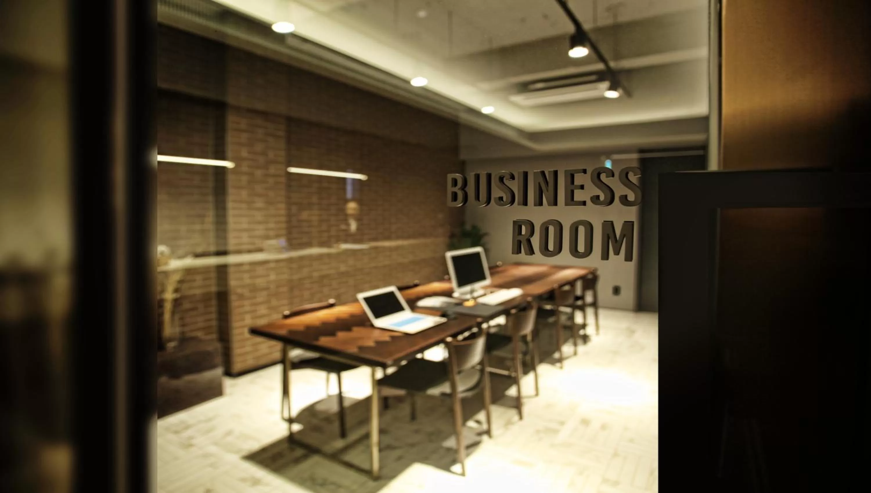 Meeting/conference room in Bay Hound Hotel