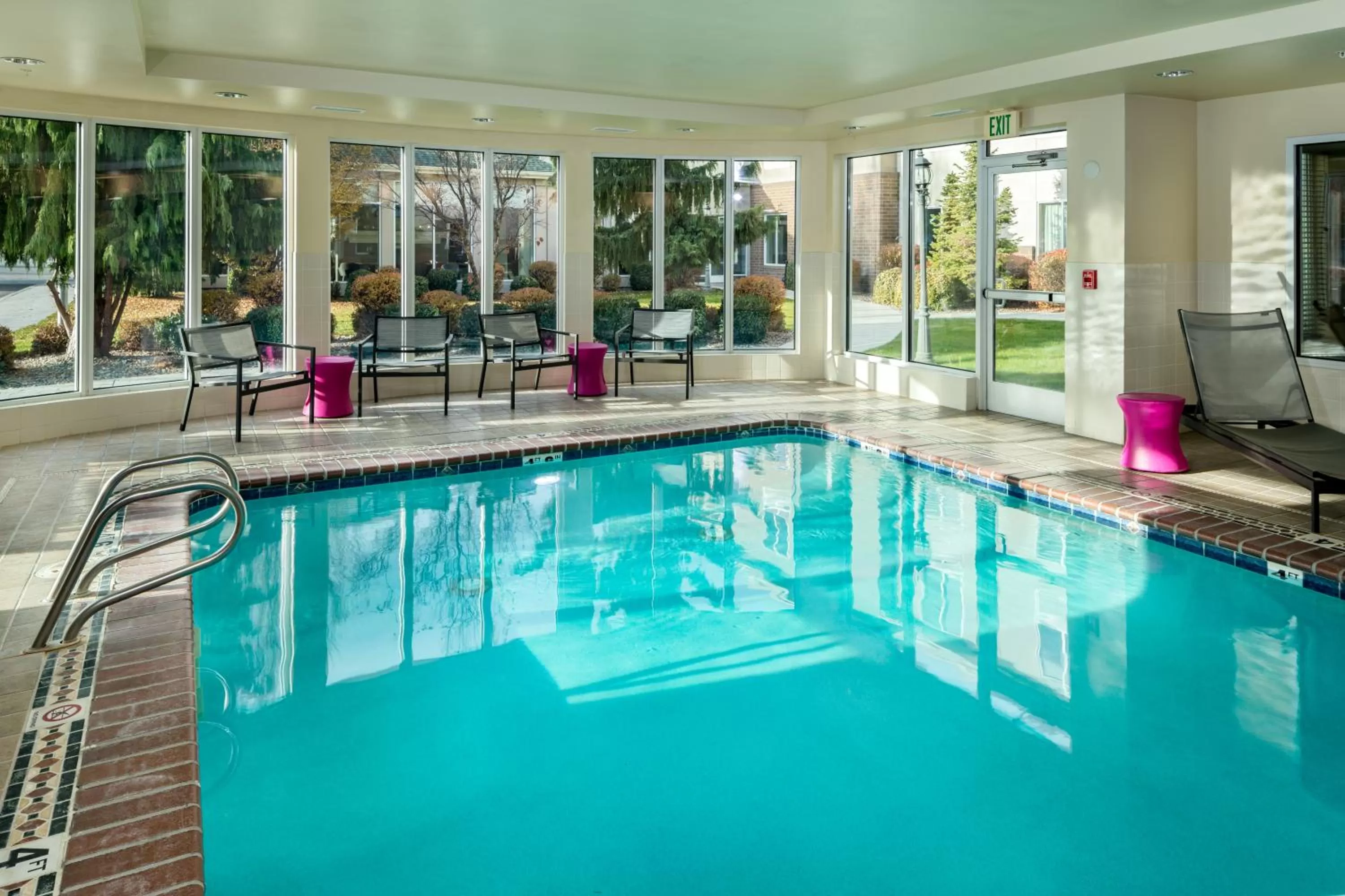 Swimming pool in Hilton Garden Inn Tri-Cities/Kennewick