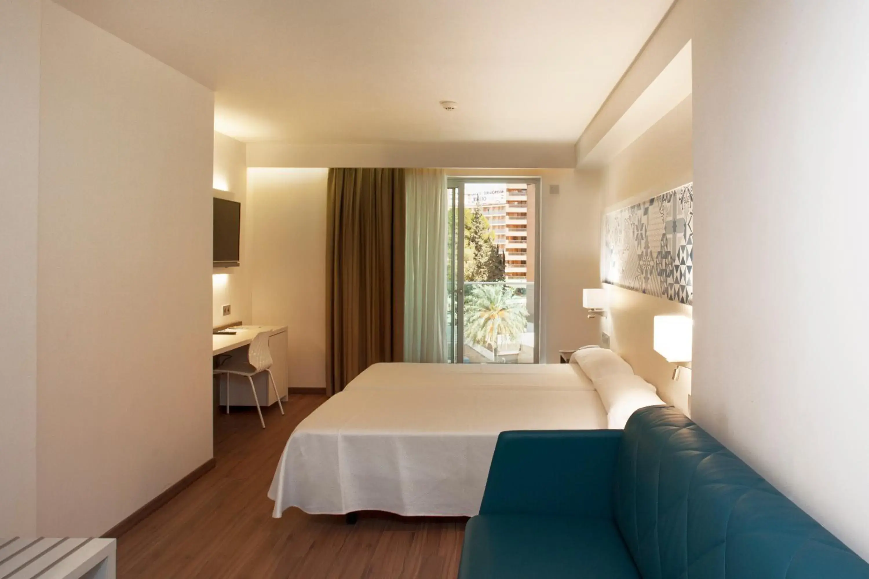 Bed in Port Benidorm Hotel & Spa 4* Sup