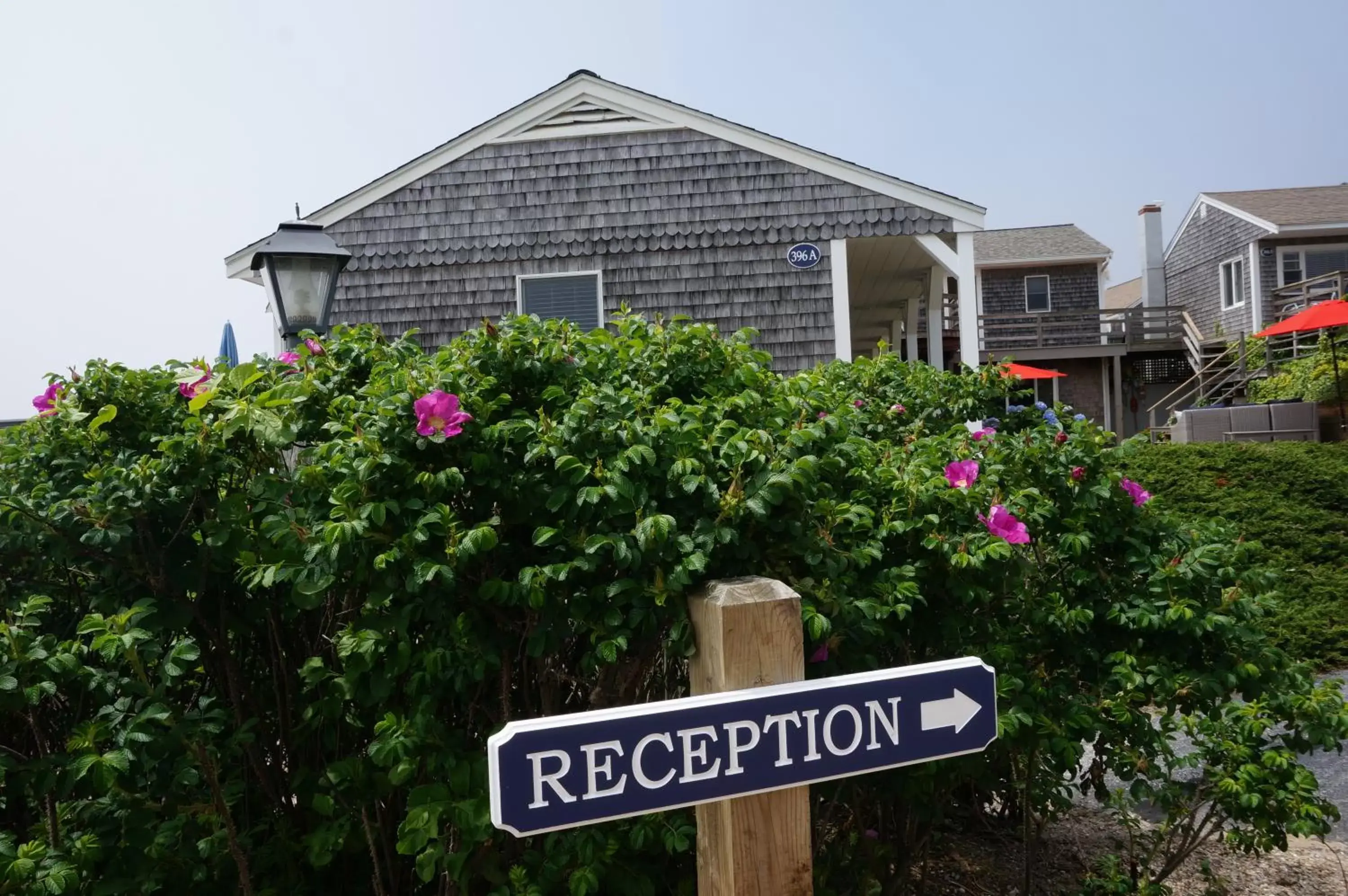 Facade/entrance, Property Building in Chatham Tides