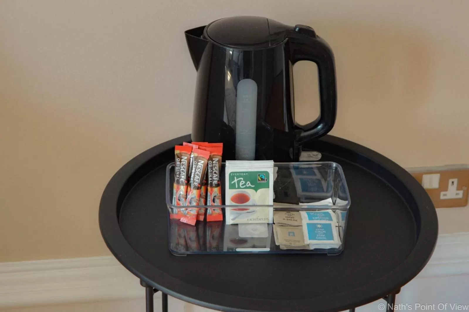 Coffee/Tea Facilities in Redstones