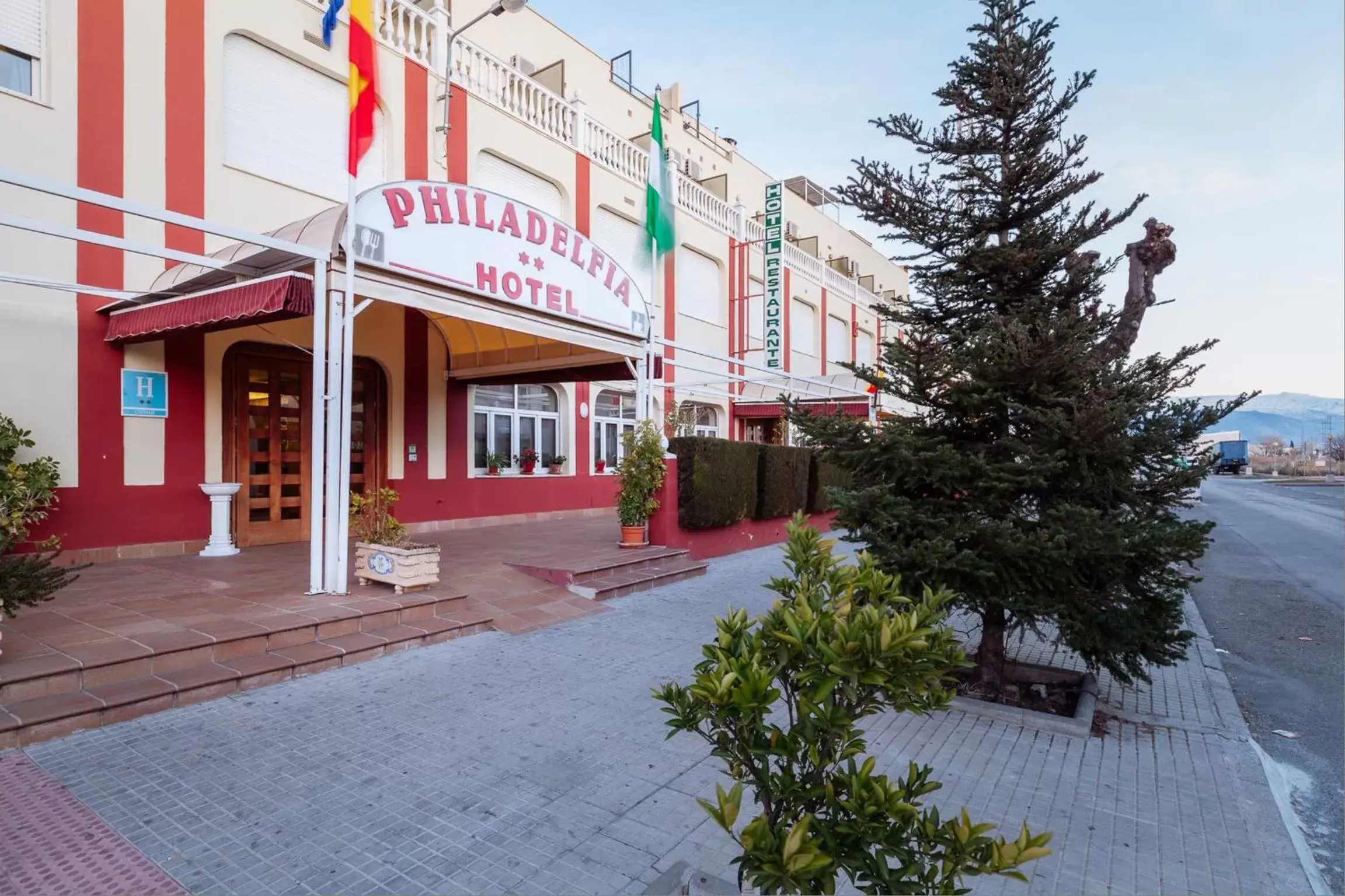 Facade/entrance, Property Building in Hotel Philadelfia