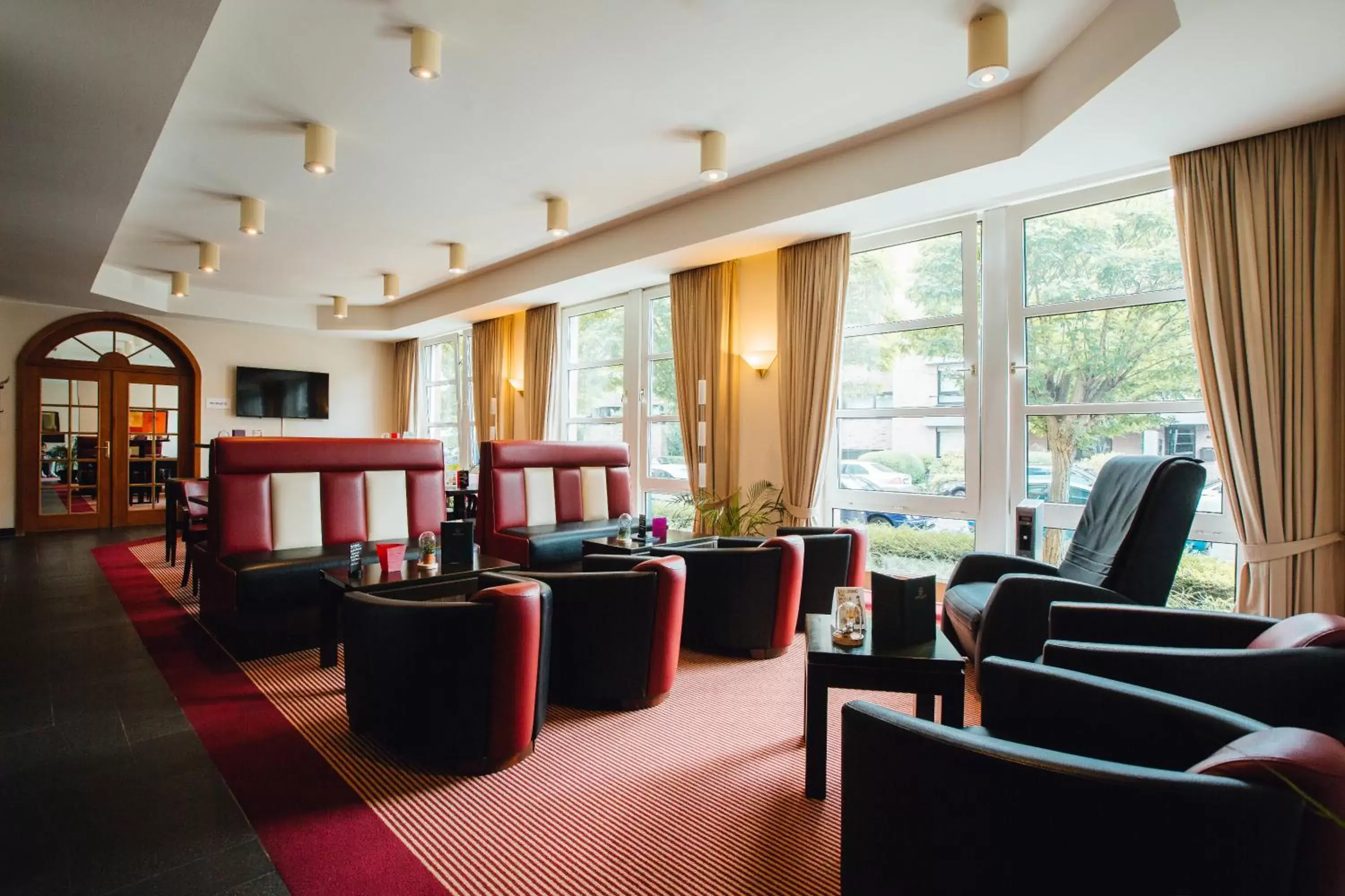 Lobby or reception, Lounge/Bar in HK Hotel Düsseldorf City