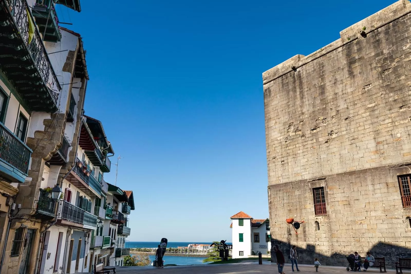 Facade/entrance in Parador de Hondarribia