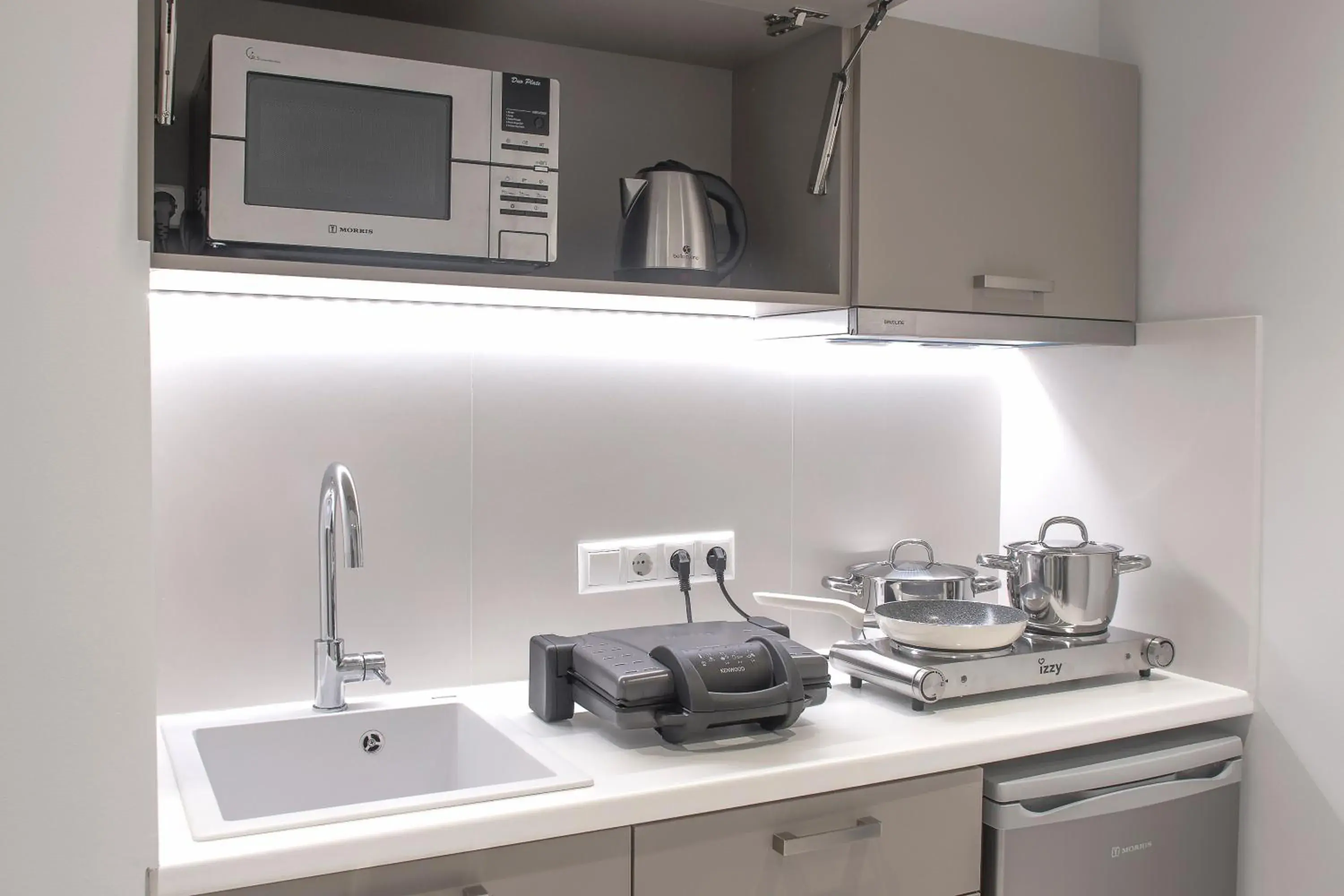 Kitchen or kitchenette, Kitchen/Kitchenette in Acropolis Stay