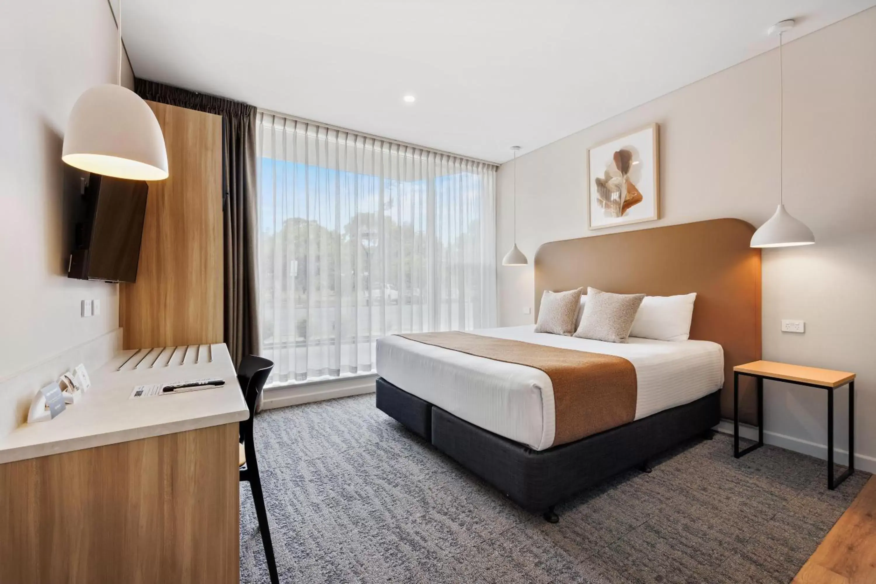 Bed in Comfort Inn Regal Park Bed in Comfort Inn Regal Park