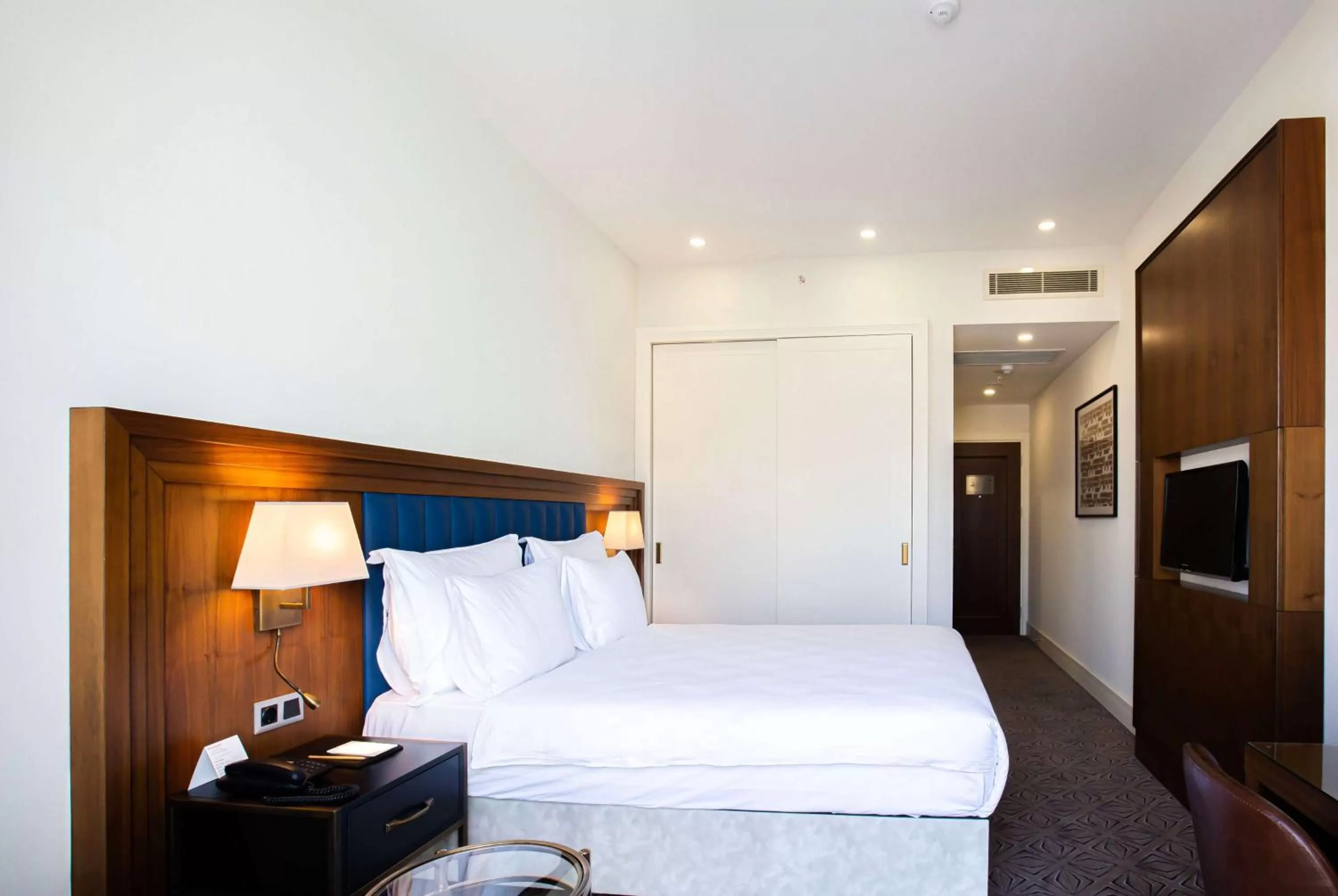 Bed in Ramada Plaza Sultanahmet