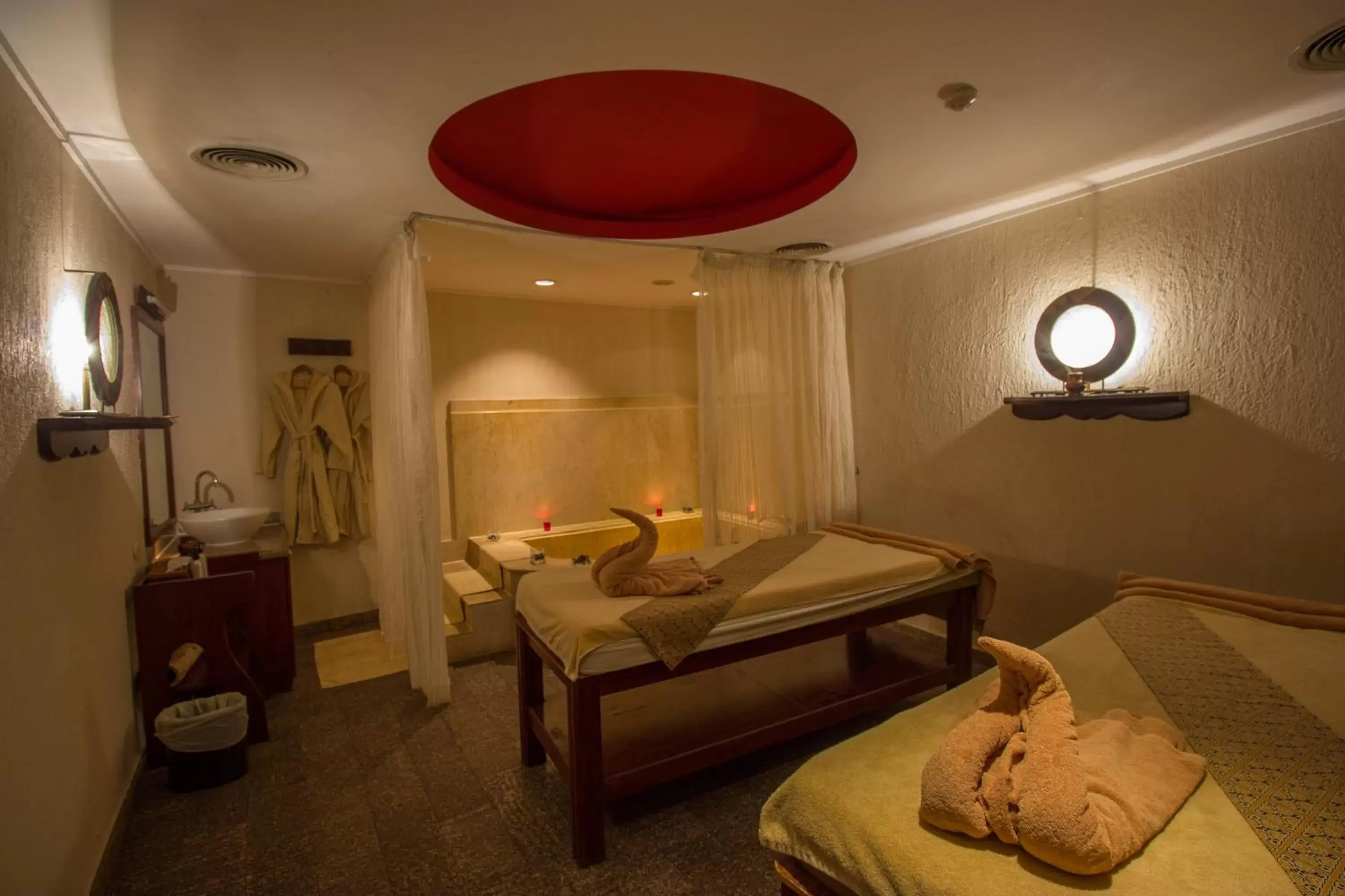 Massage, Bed in Monte Carlo Sharm Resort & Spa