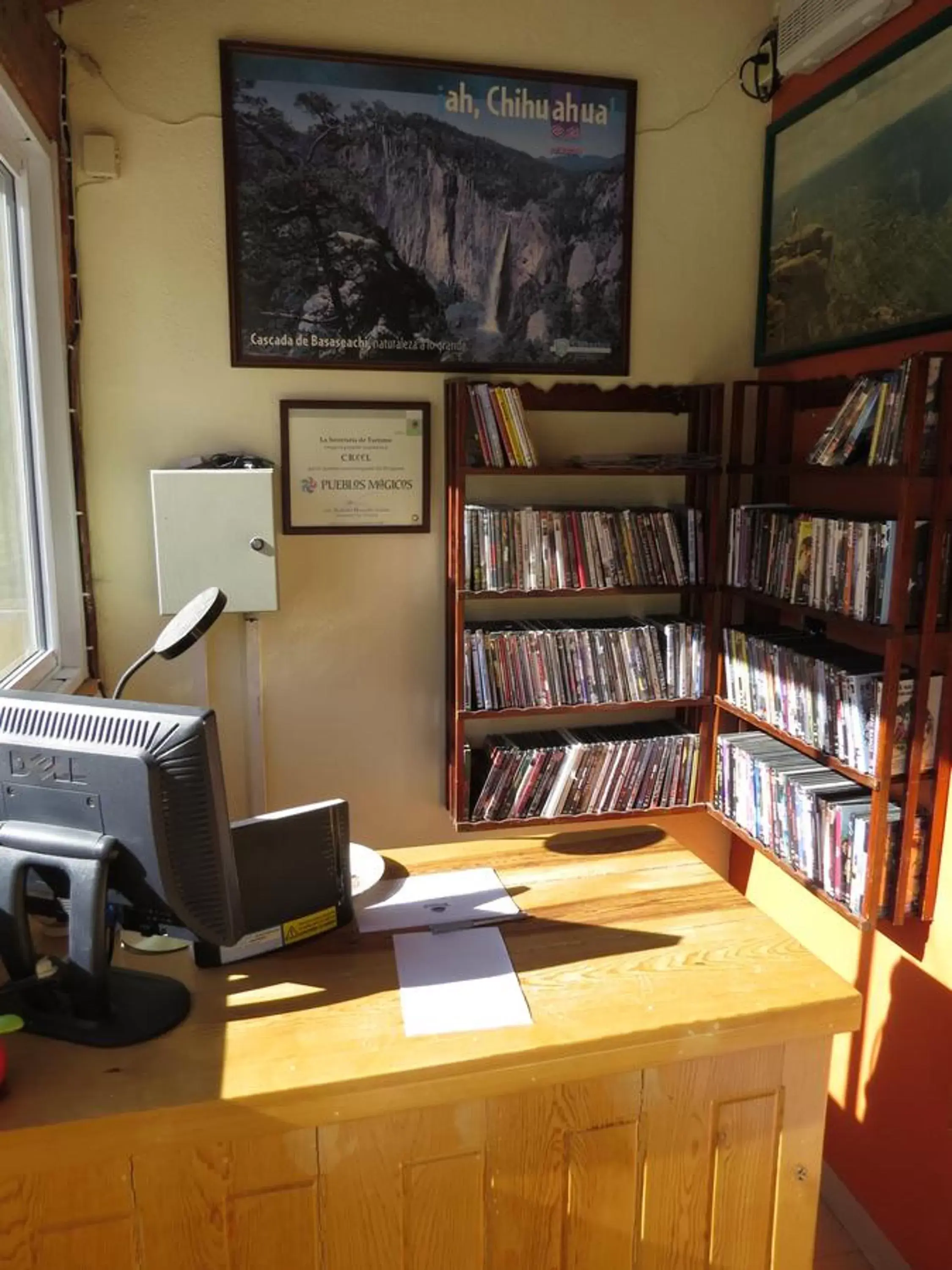 Lobby or reception, Library in Hotel Ecológico Temazcal