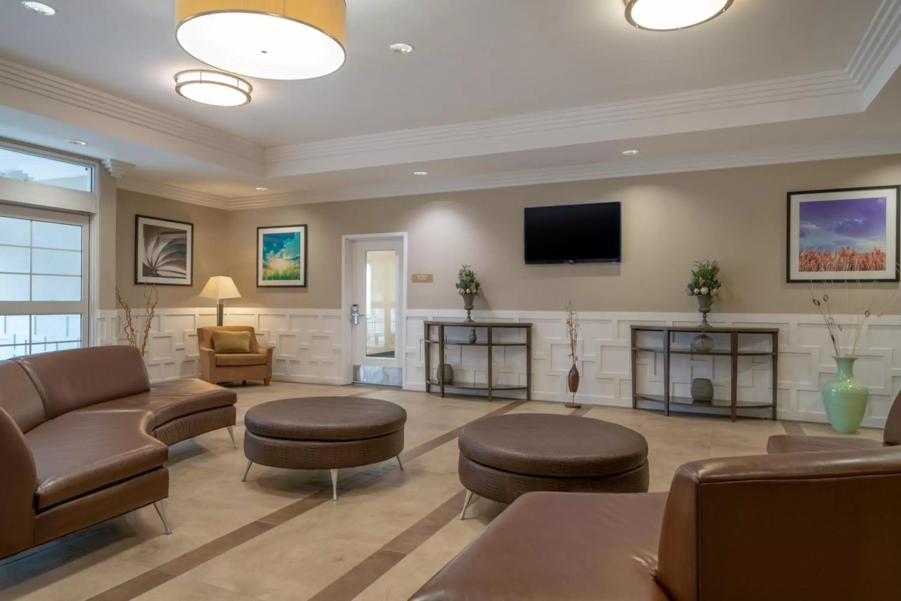 Property building, Seating Area in Candlewood Suites Arundel Mills / BWI Airport, an IHG Hotel