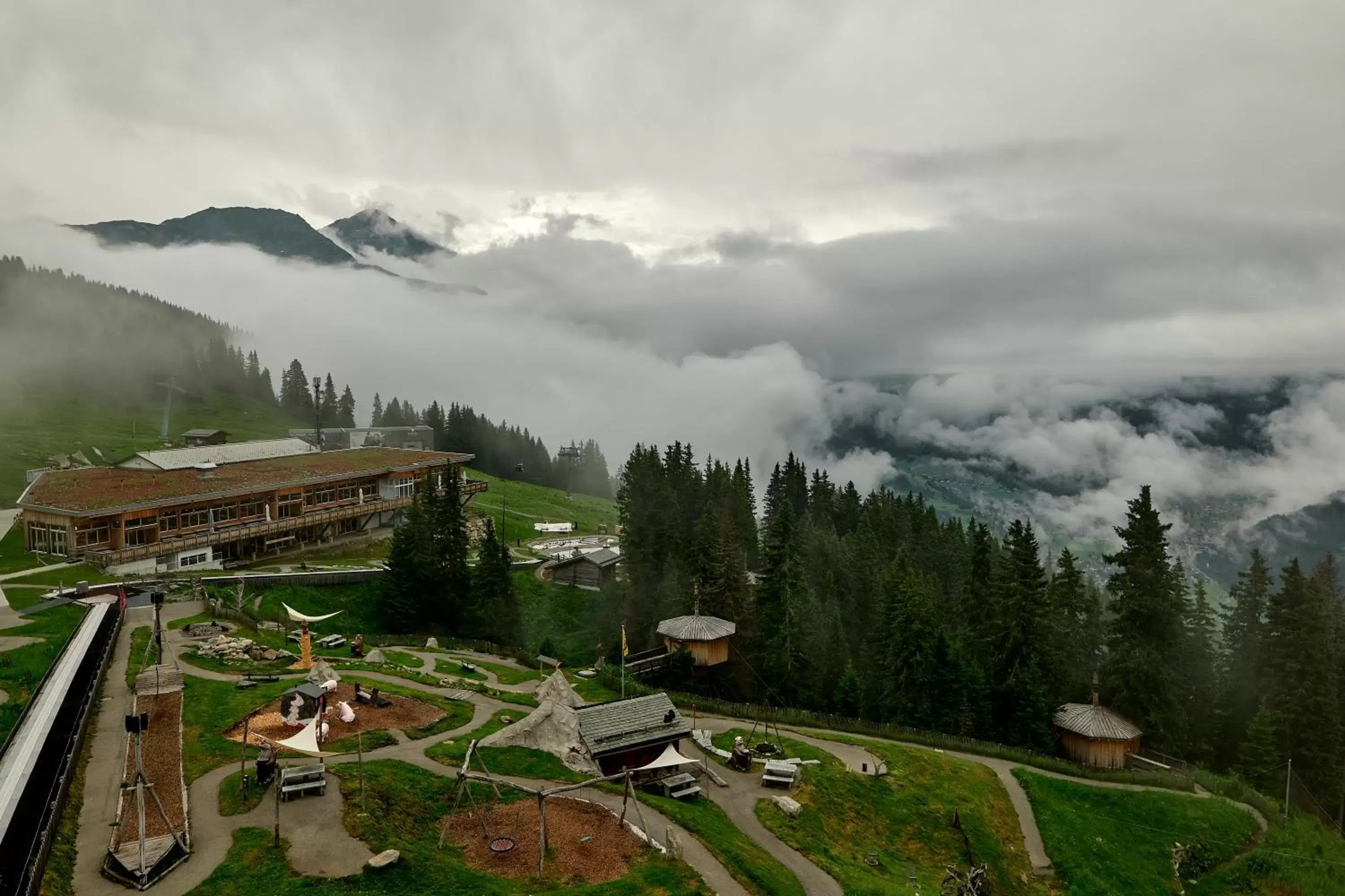 Nearby landmark, Bird's-eye View in Madrisa Lodge