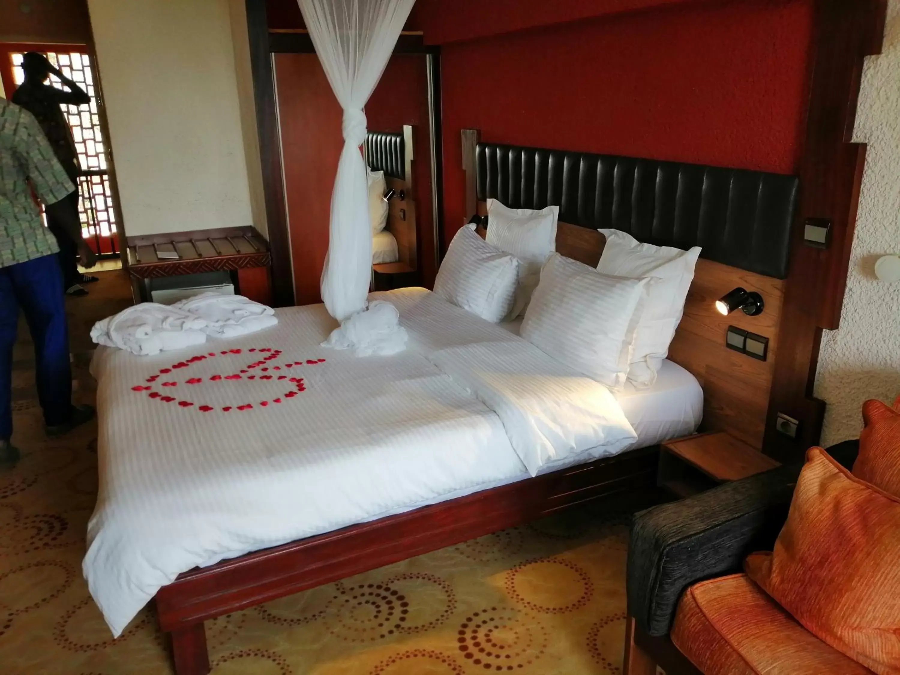 Photo of the whole room, Bed in Hotel Jardin Savana Dakar