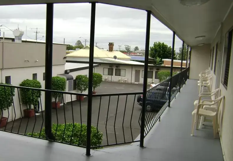 Balcony/Terrace in River Park Motor Inn